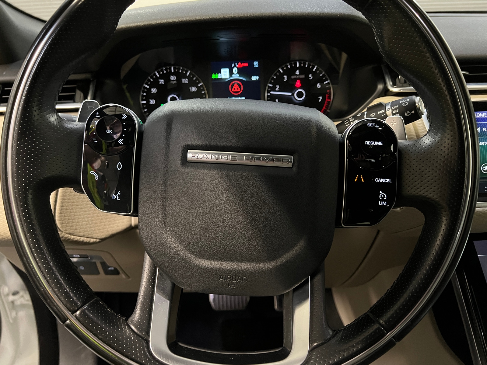 Thumbnail: 2020 Land Rover Range Rover Velar - 4