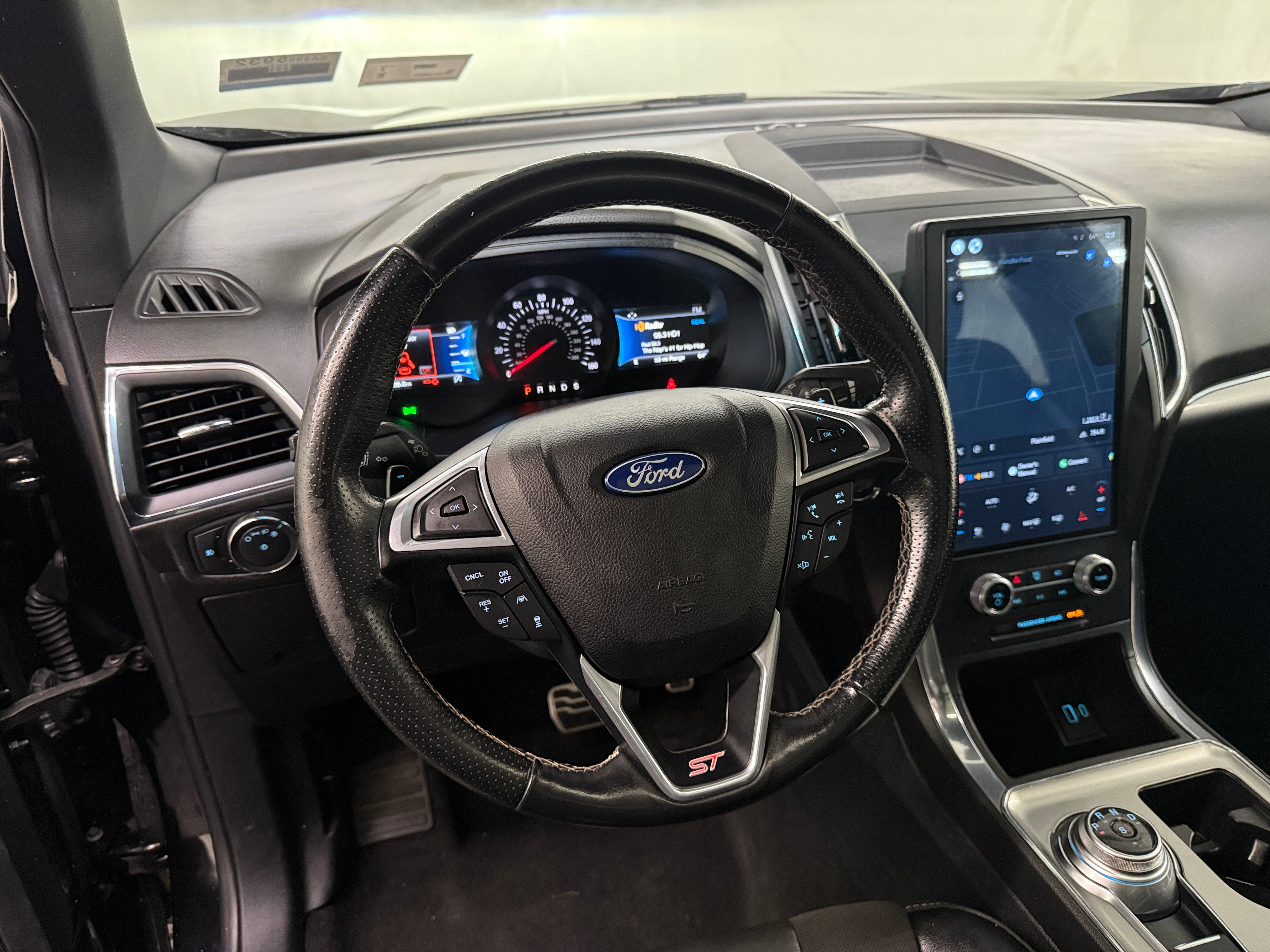 2022 Ford Edge ST 4