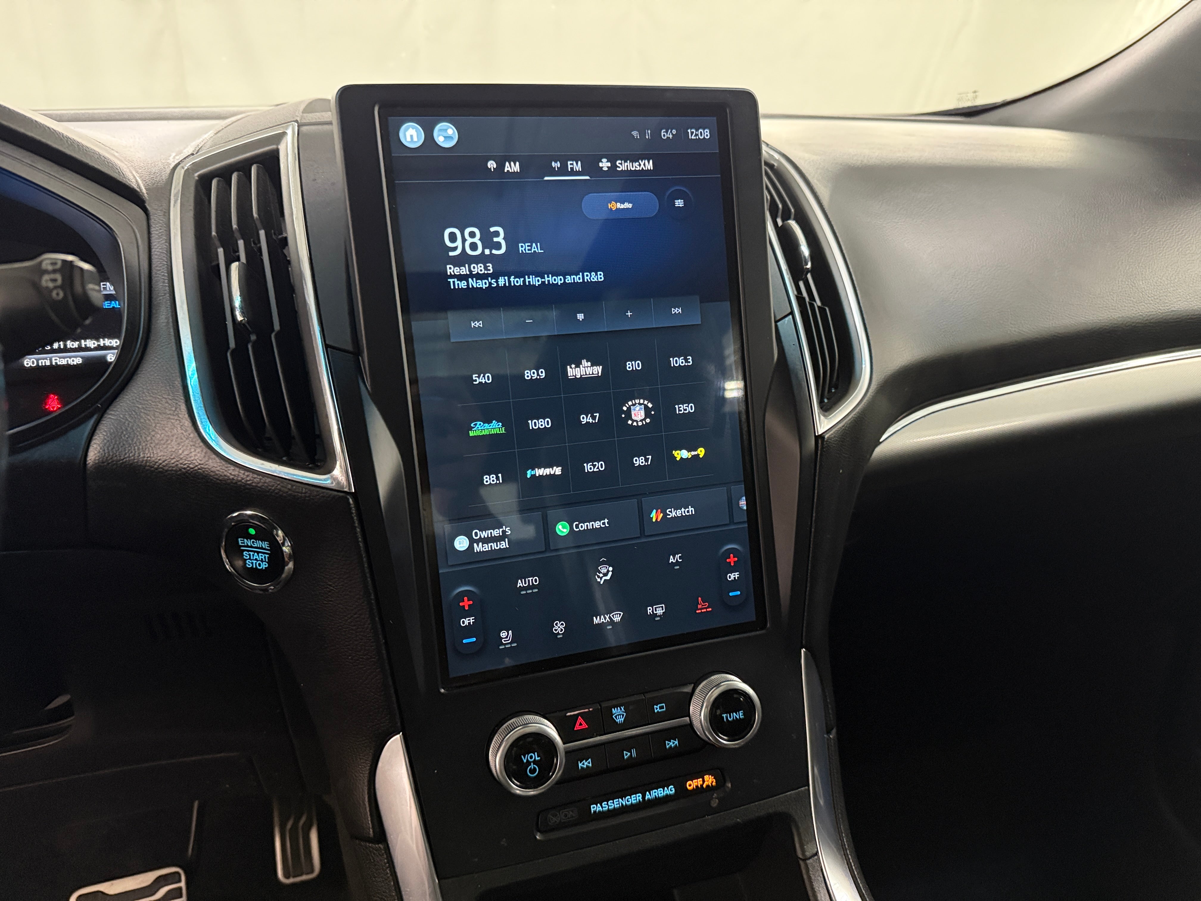 2022 Ford Edge ST 3