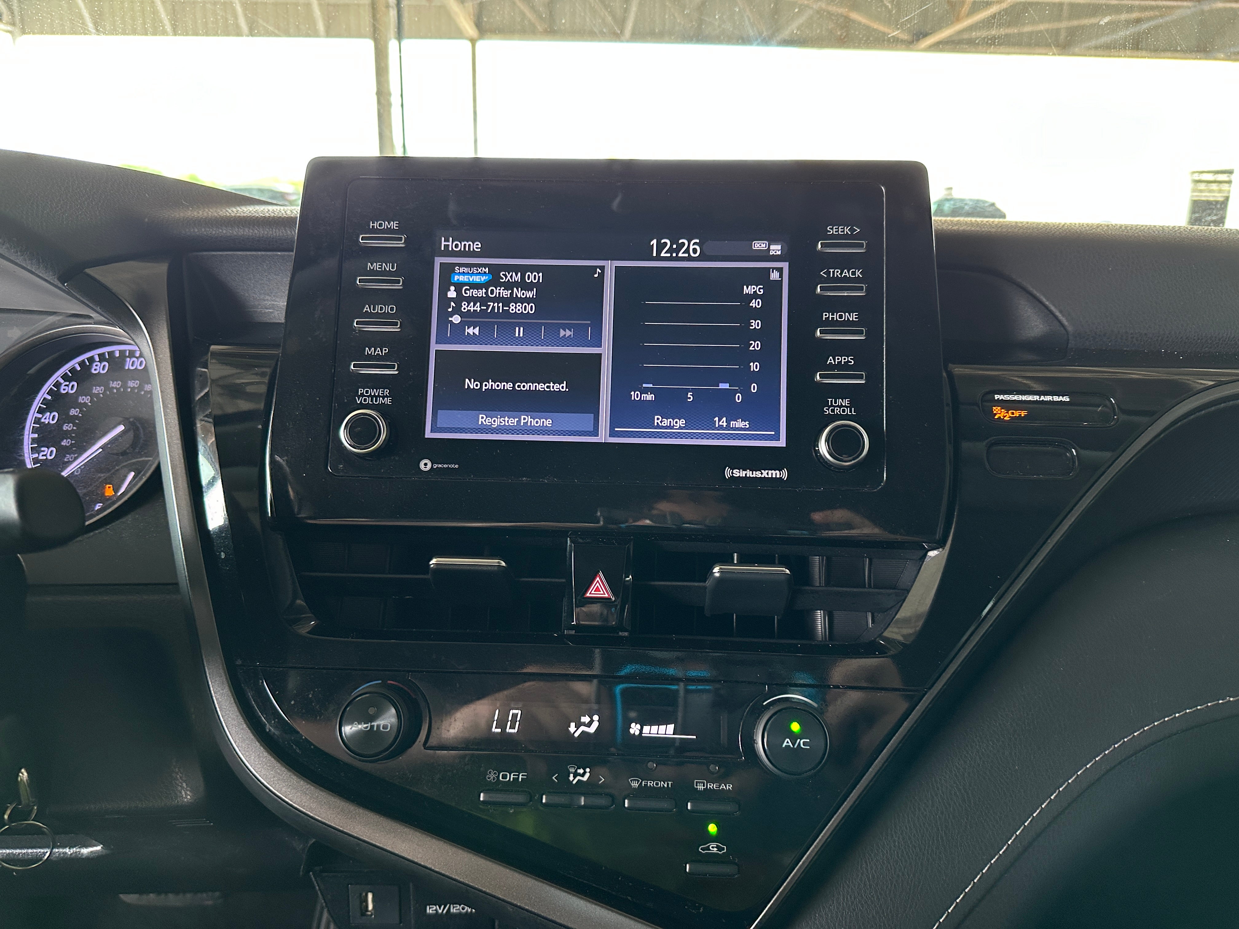 2021 Toyota Camry SE 3