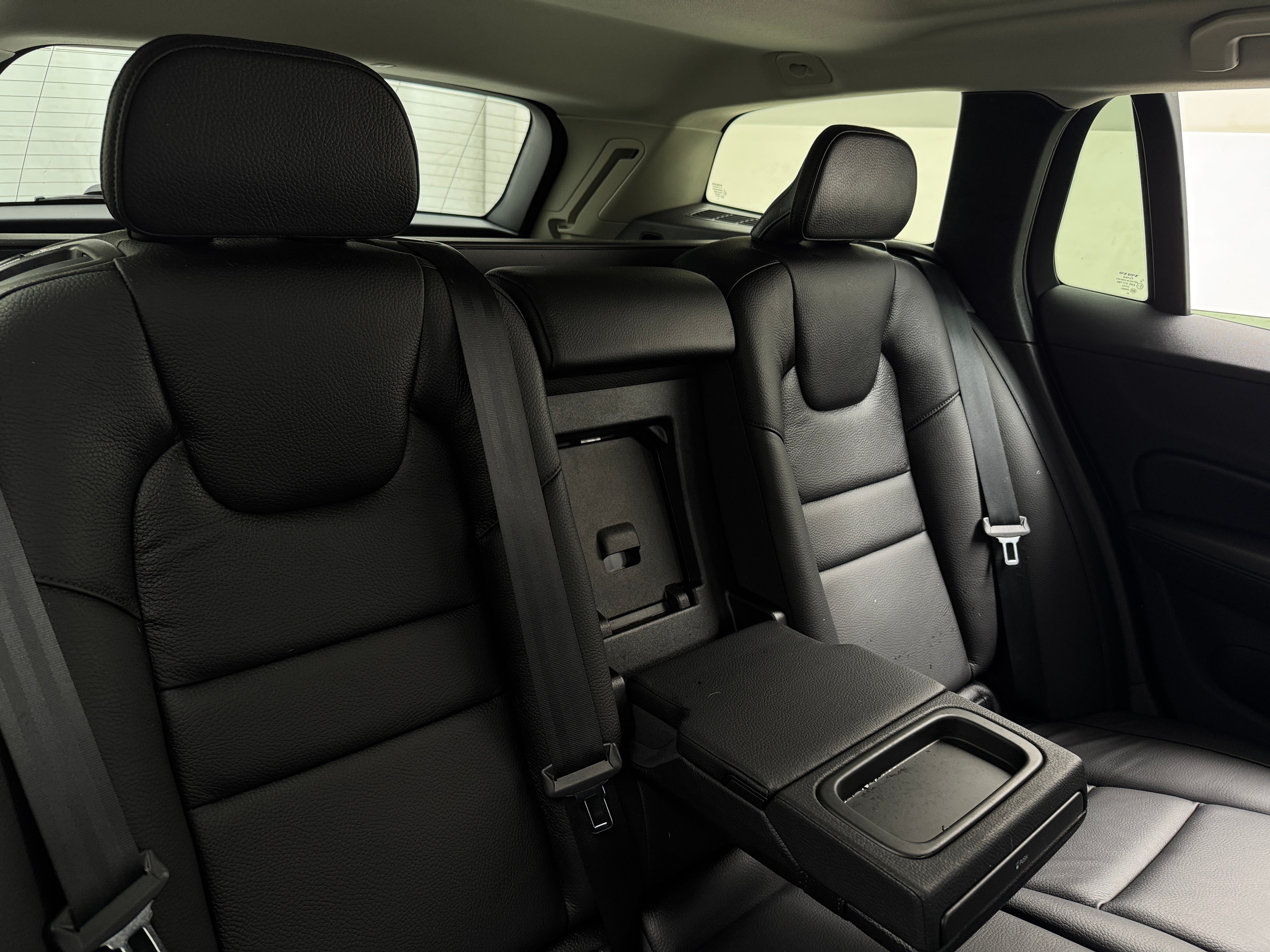 2021 Volvo V60 T5 5