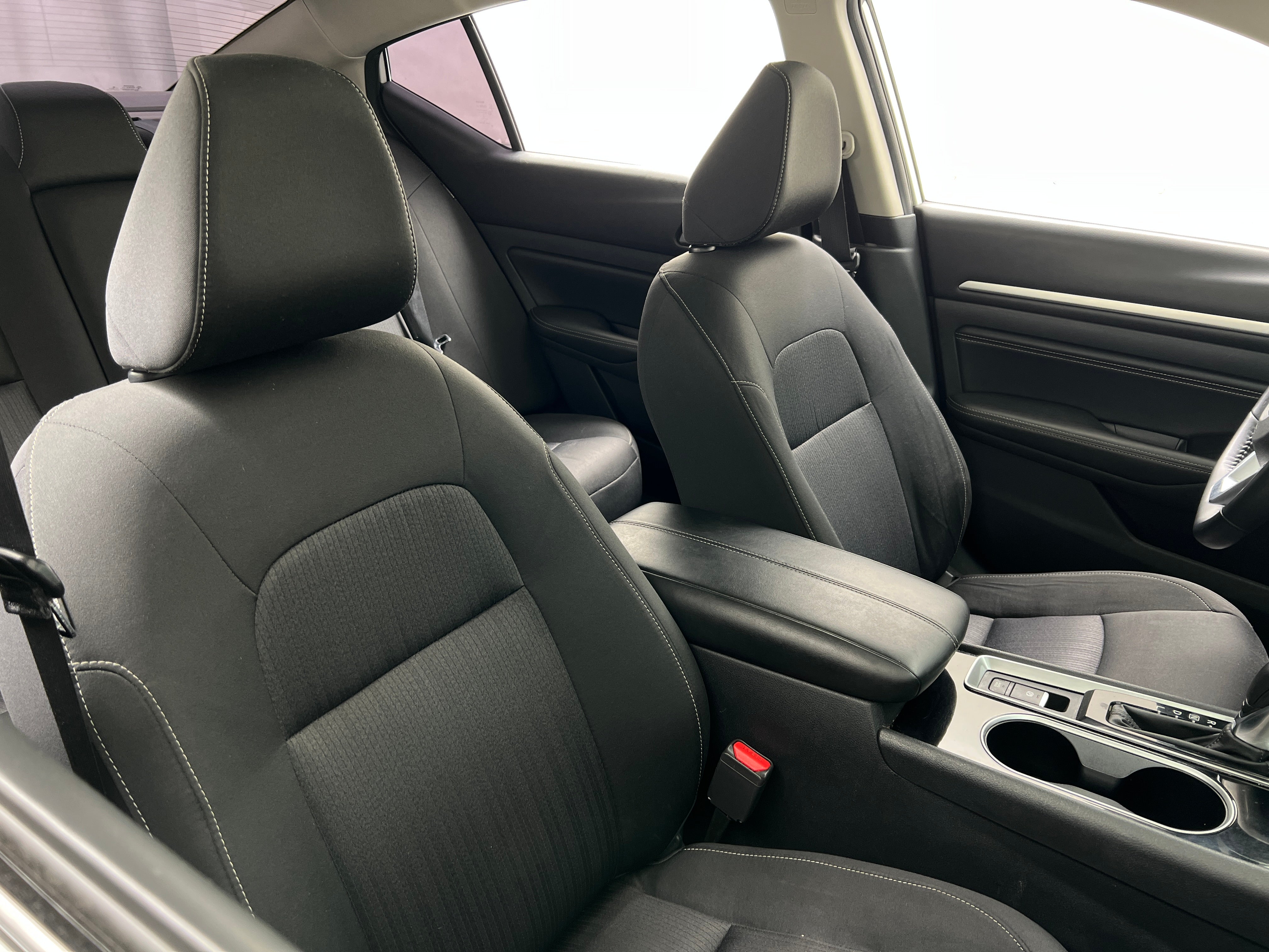 2020 Nissan Altima SV 2