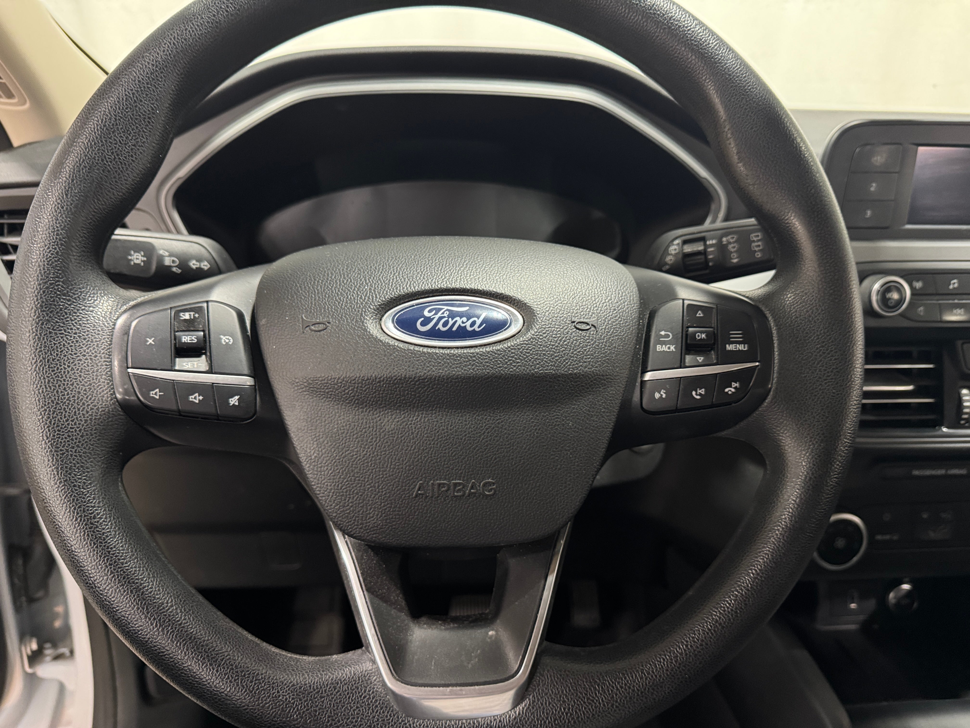 2020 Ford Escape S 5