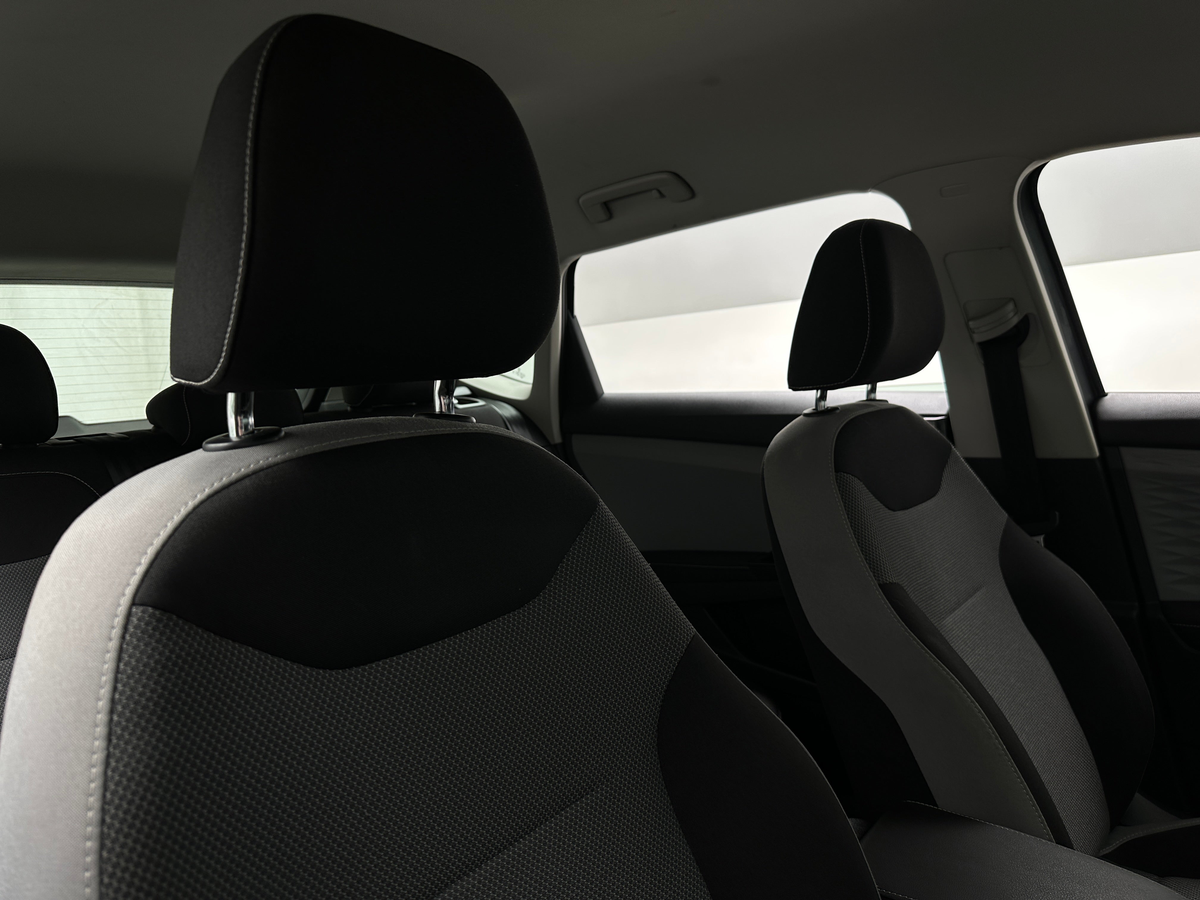 2024 Volkswagen Taos S 2