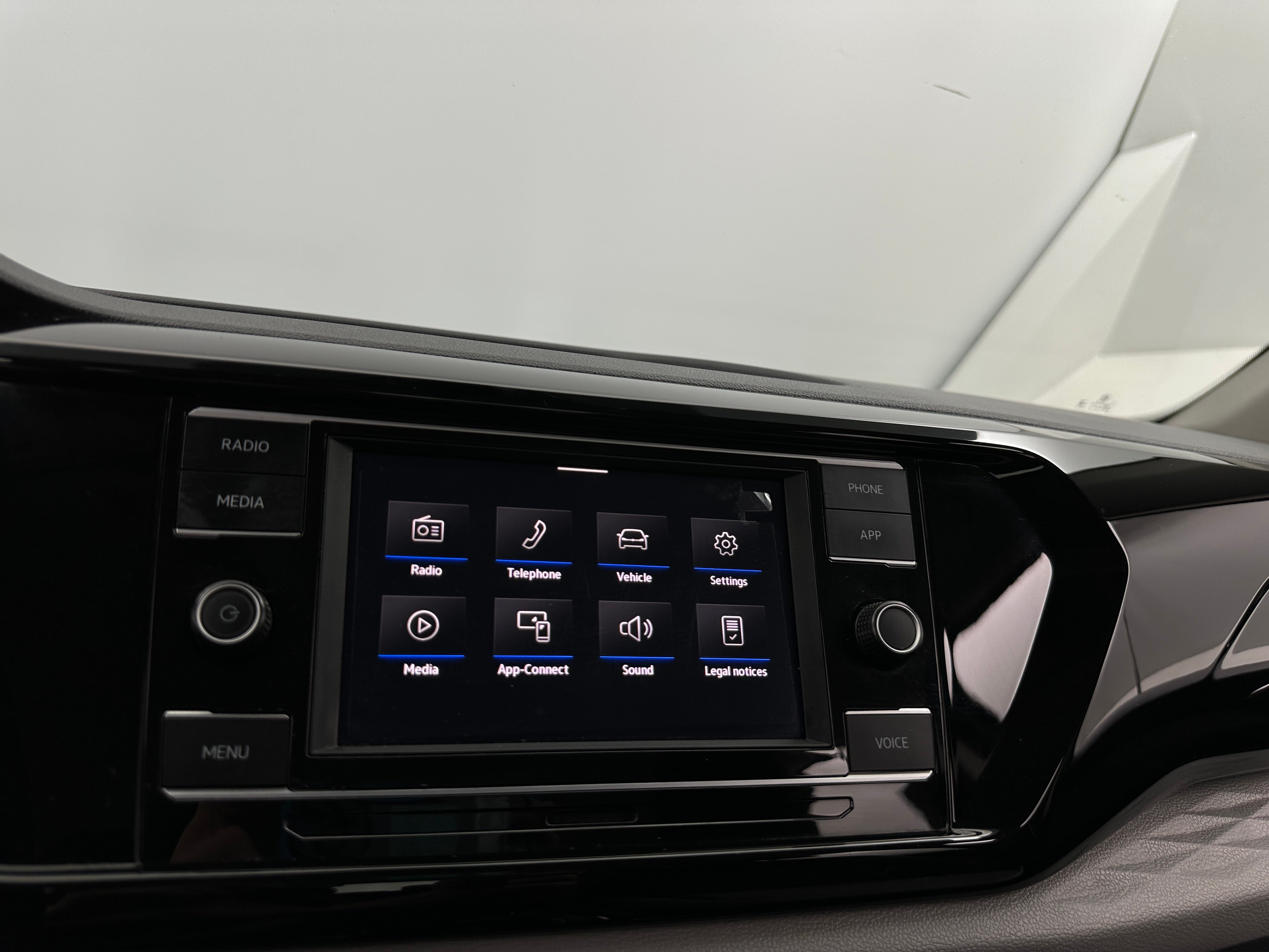 2024 Volkswagen Taos S 4