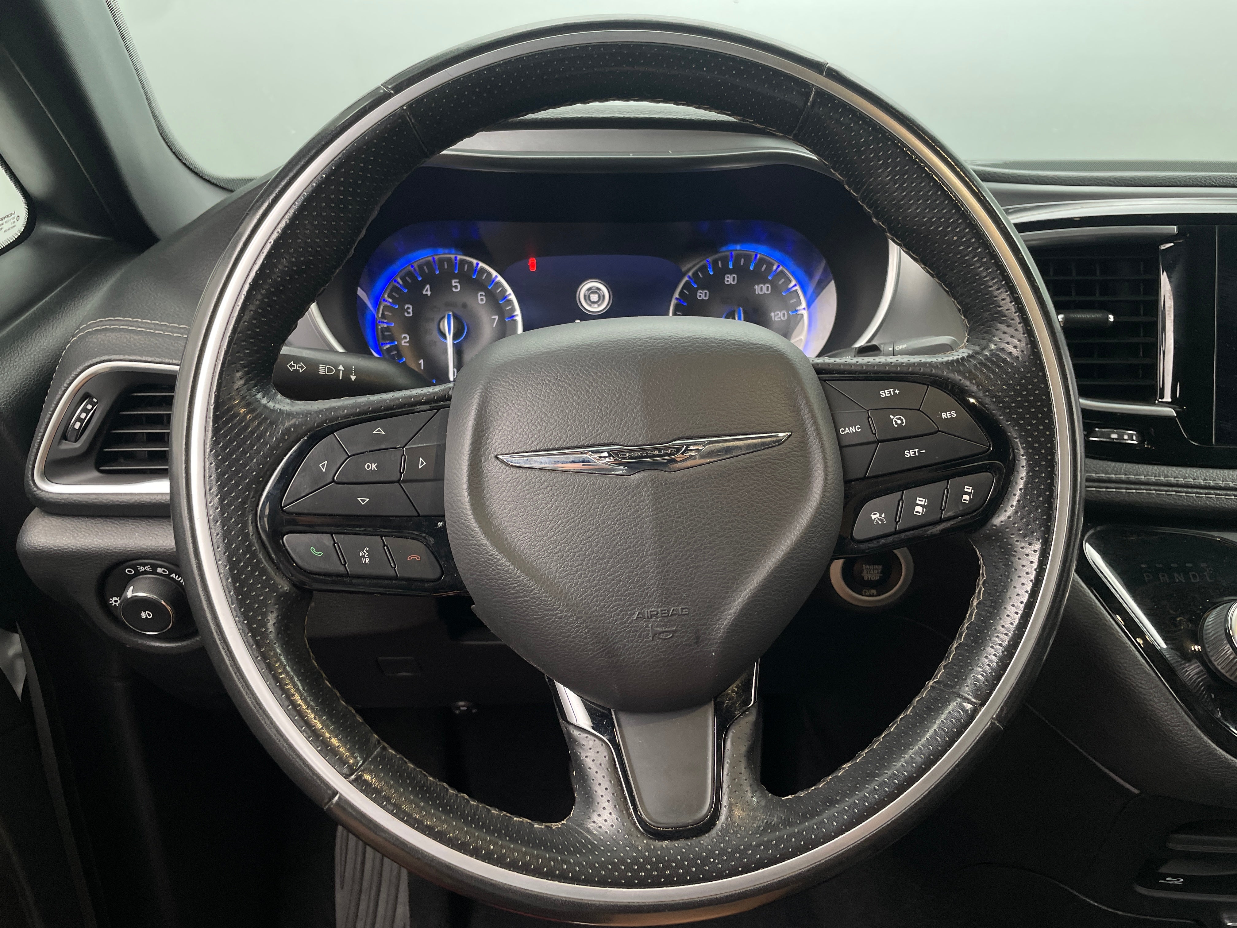 2020 Chrysler Pacifica Limited 4