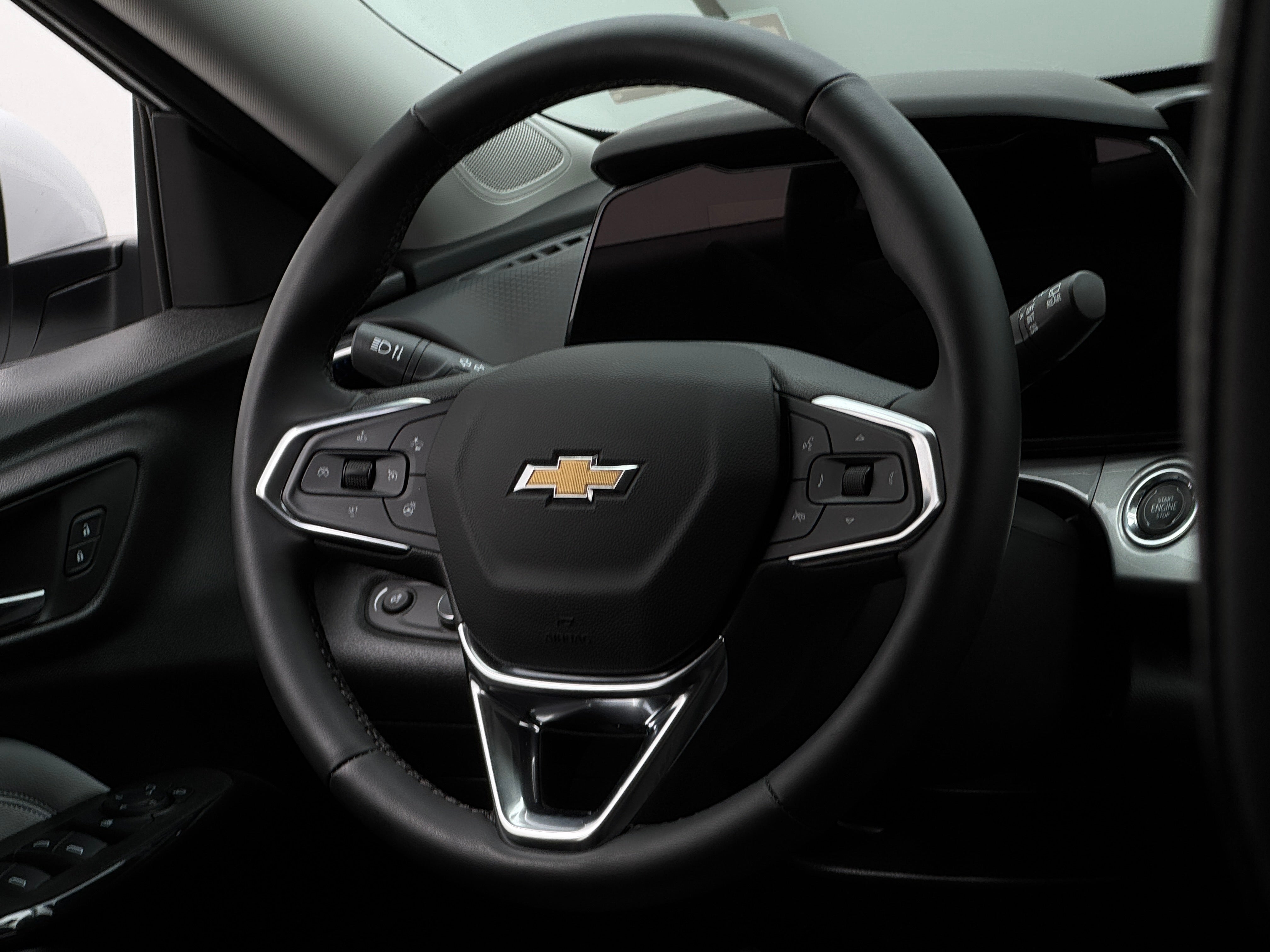 2025 Chevrolet Trax LT 5