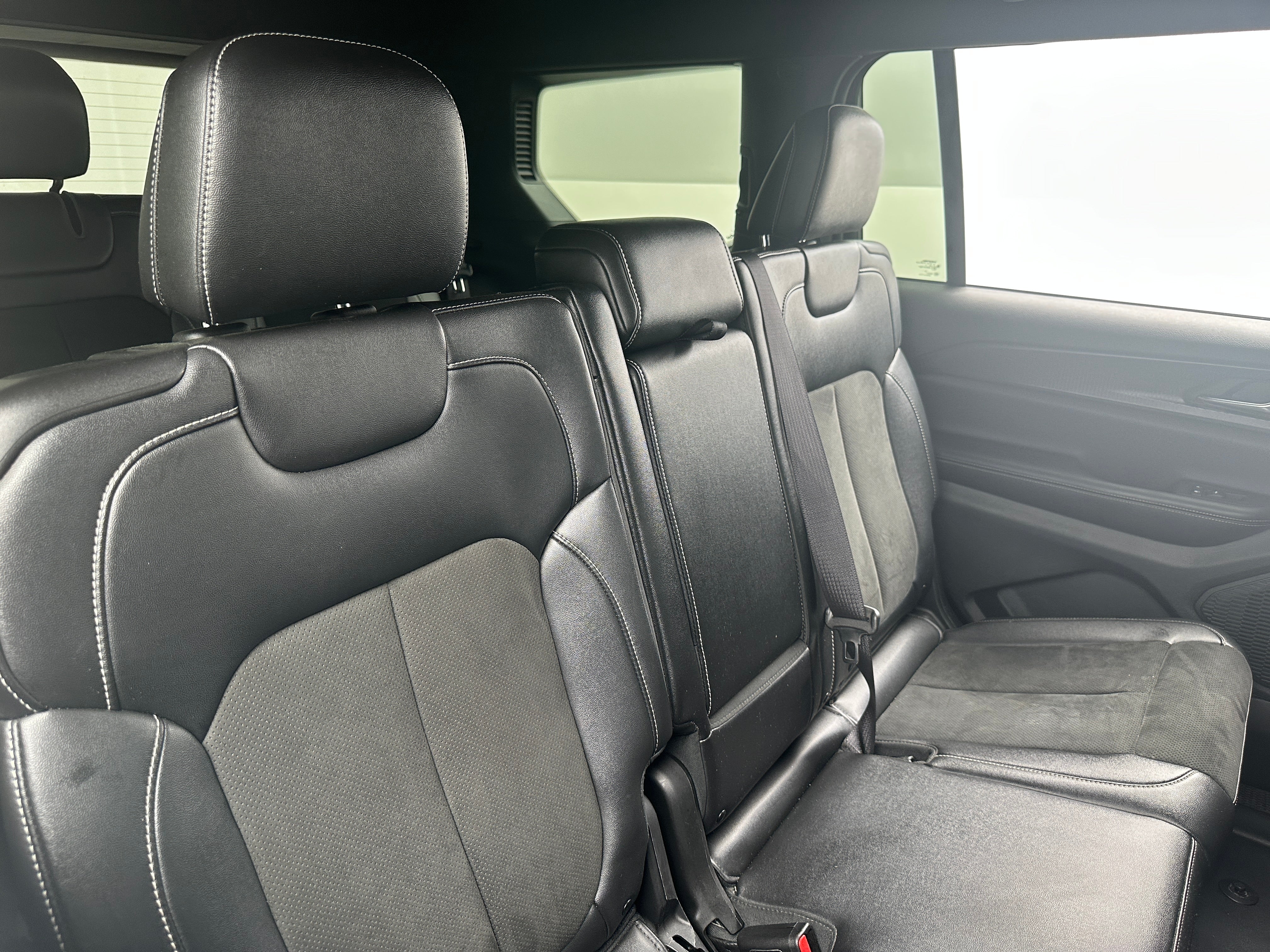 2024 Jeep Grand Cherokee L Altitude 5