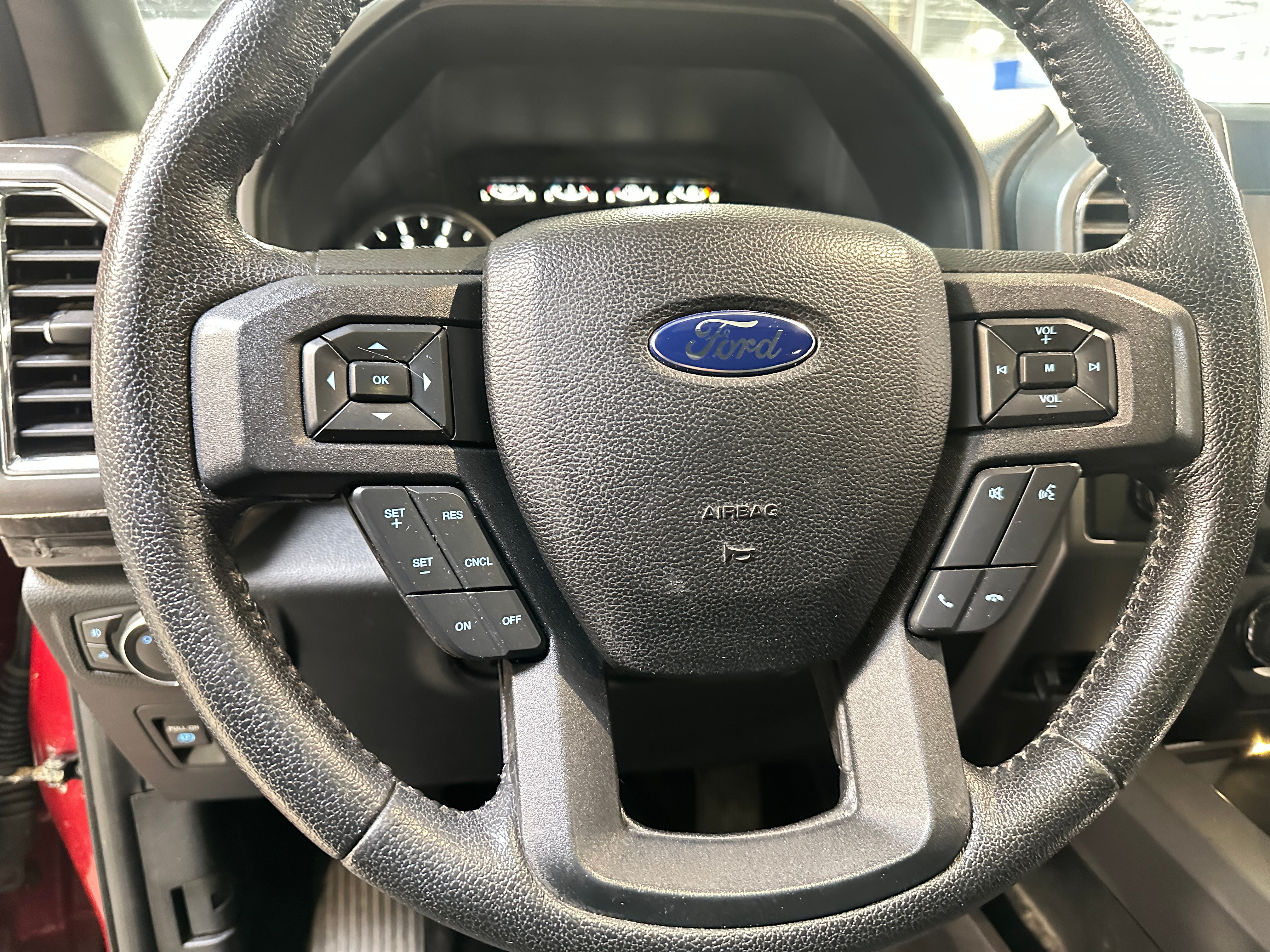 2015 Ford Econoline E-150 5