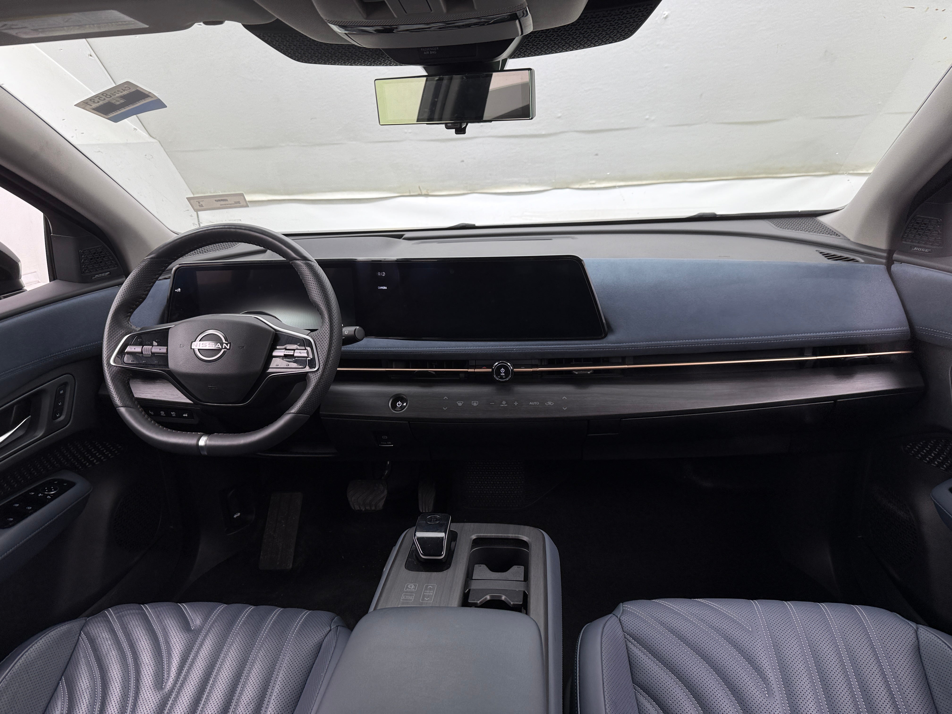 2023 Nissan Ariya Platinum+ 2