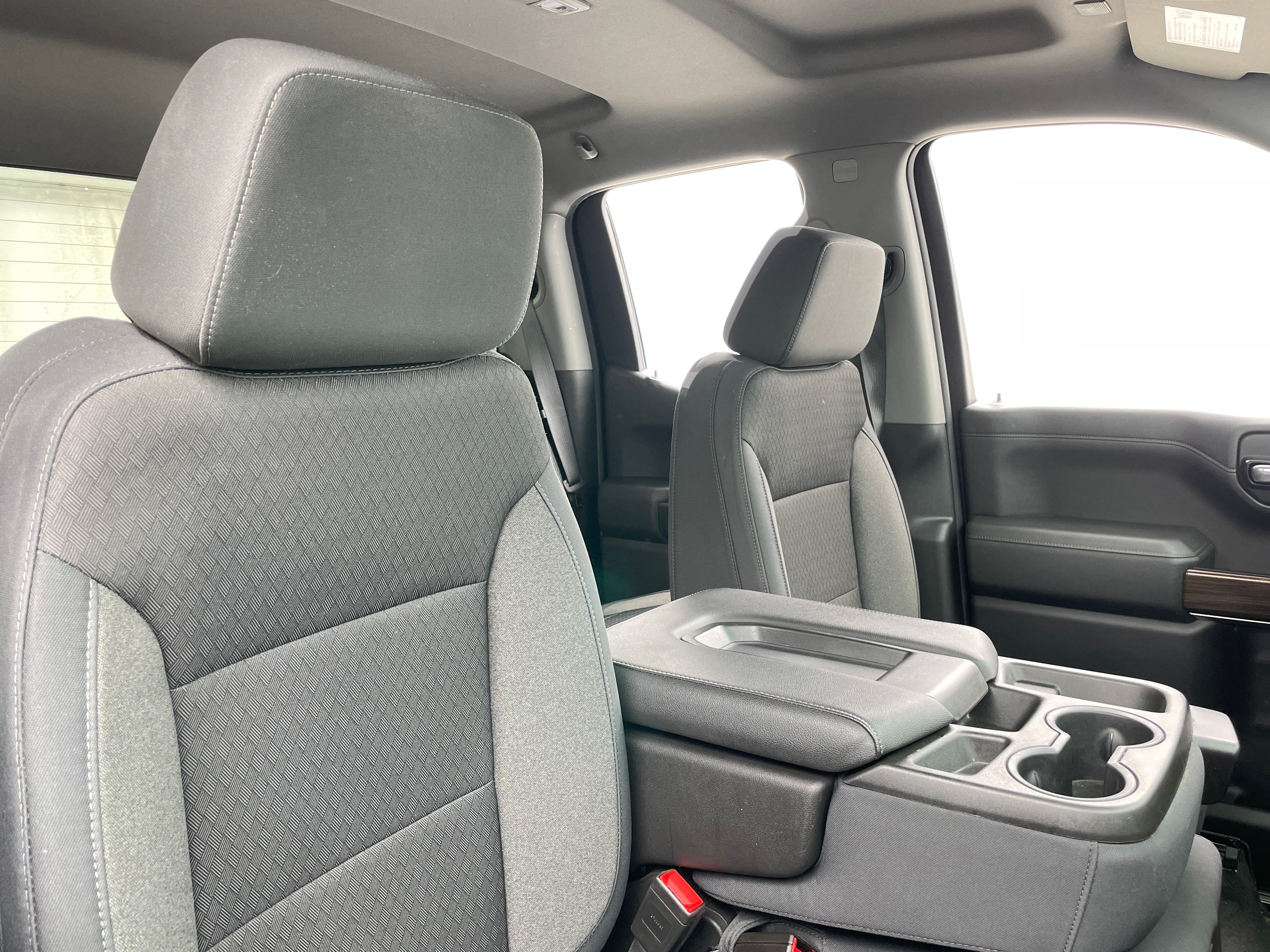 2019 Chevrolet Silverado 1500 LT 2