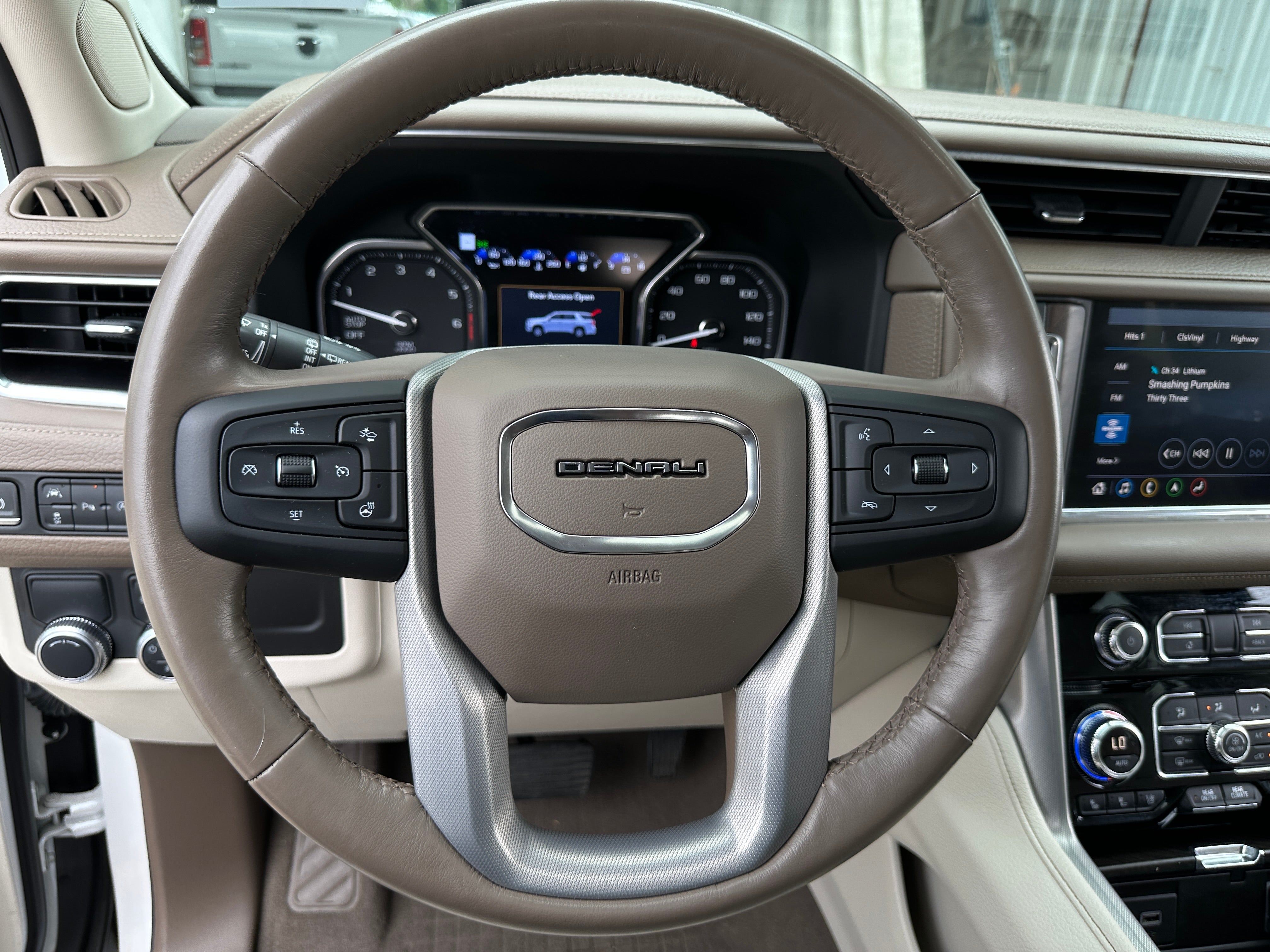 2021 GMC Yukon Denali 4
