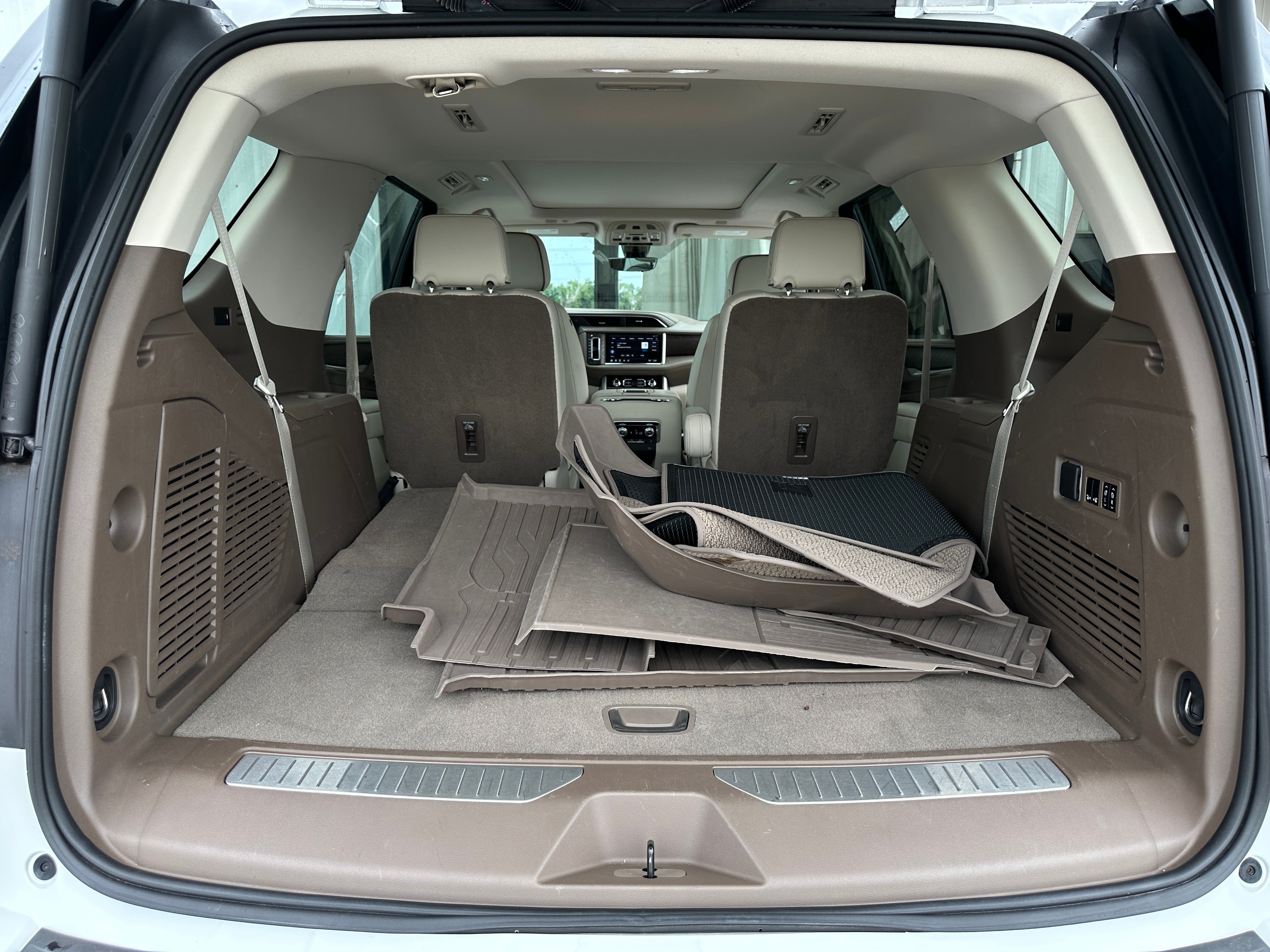 2021 GMC Yukon Denali 6