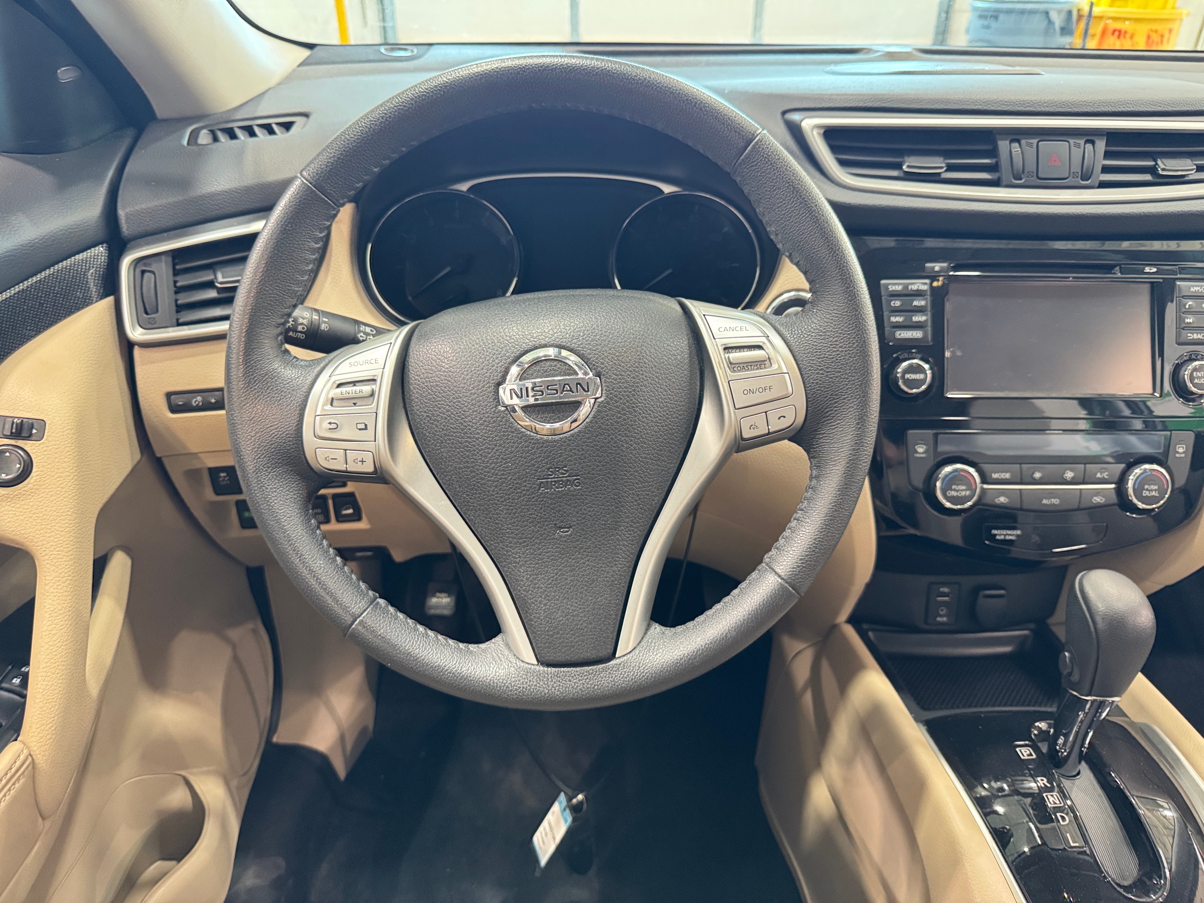 2016 Nissan Rogue SL 4