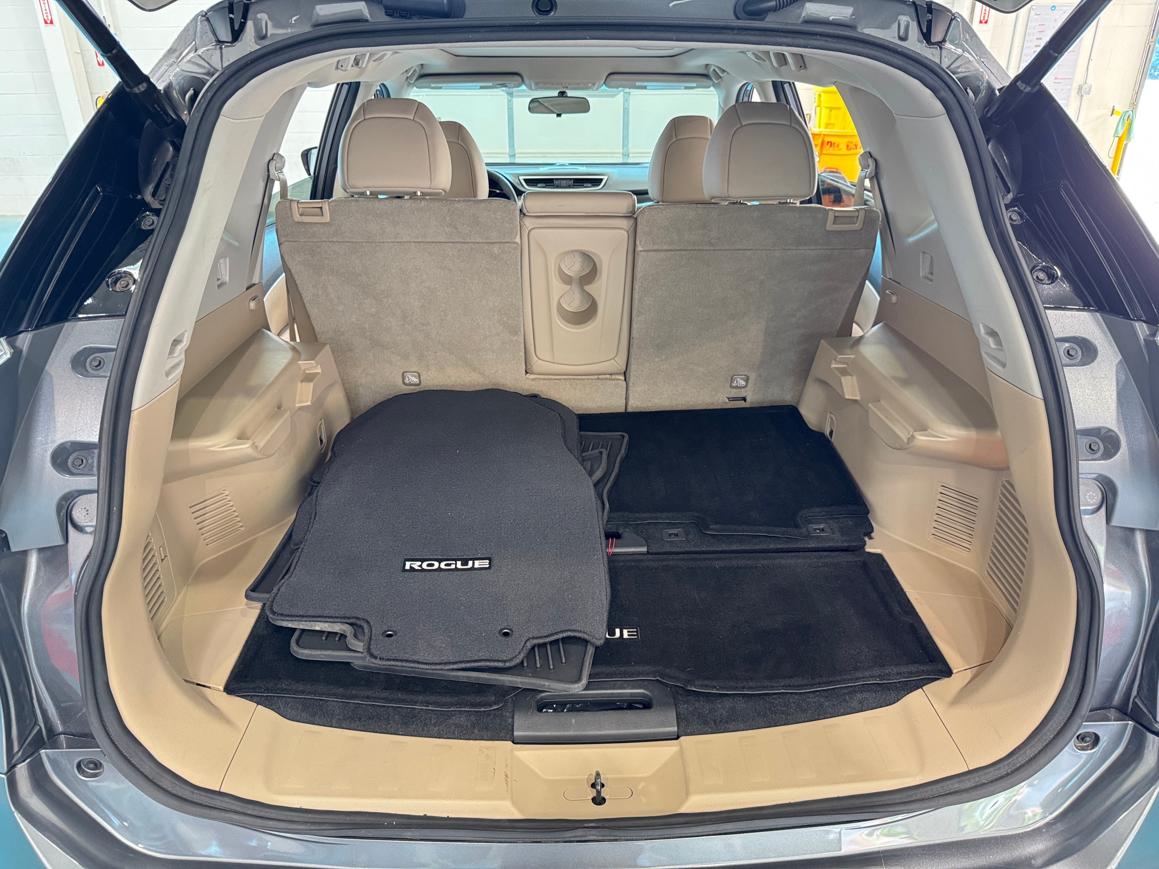 2016 Nissan Rogue SL 6