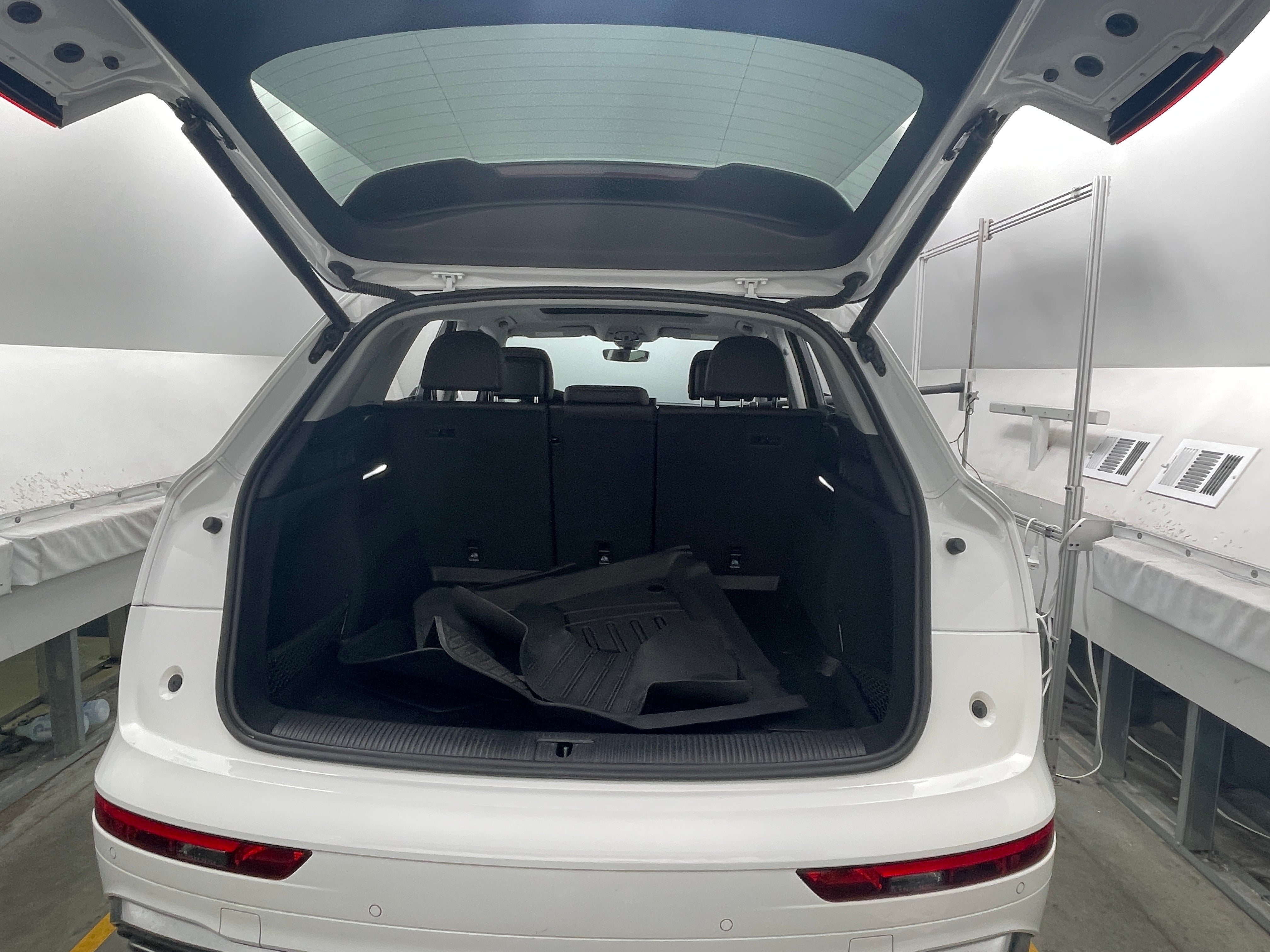 2022 Audi Q5 e Premium Plus 6