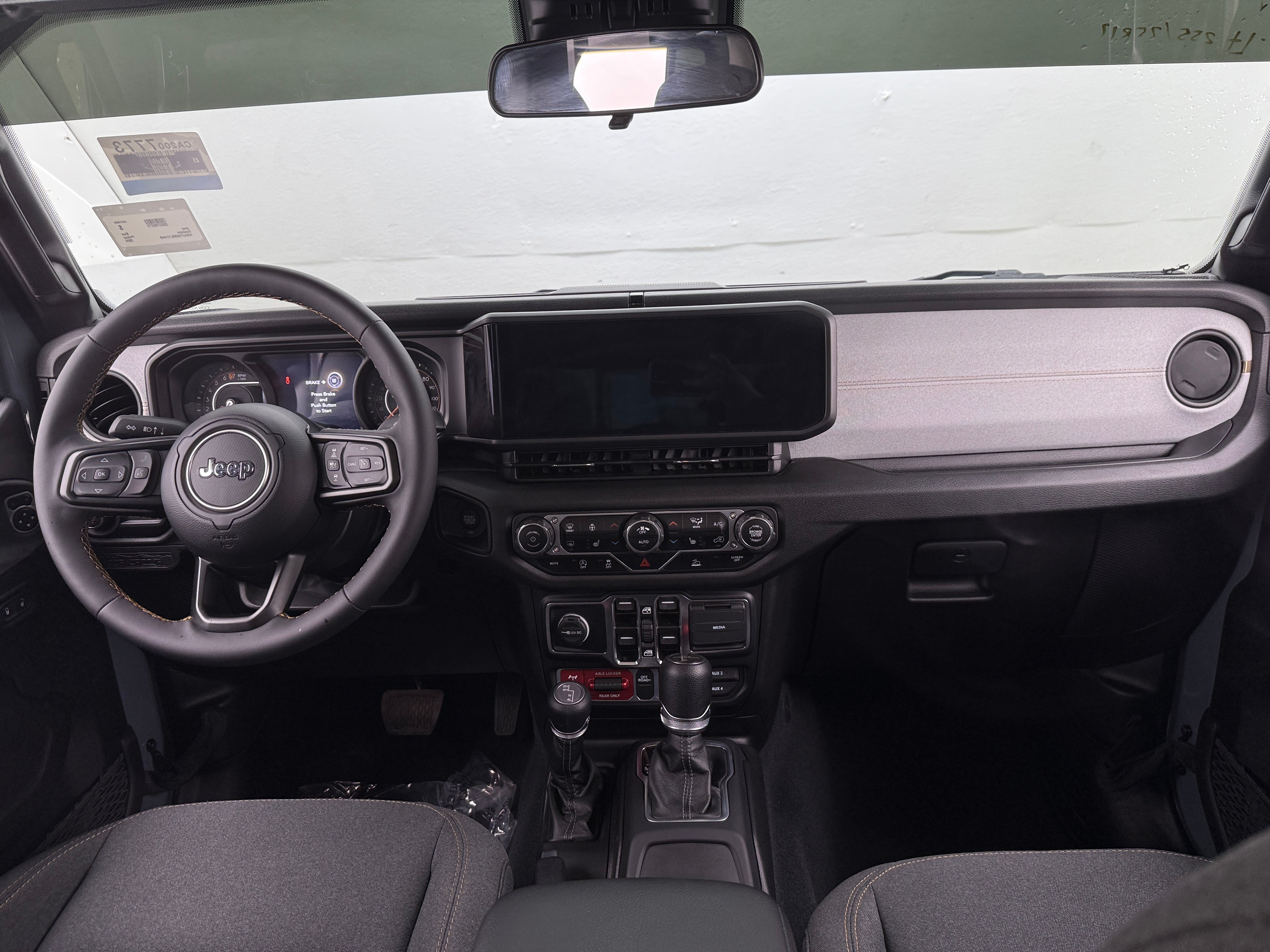 2024 Jeep Gladiator Willys 3