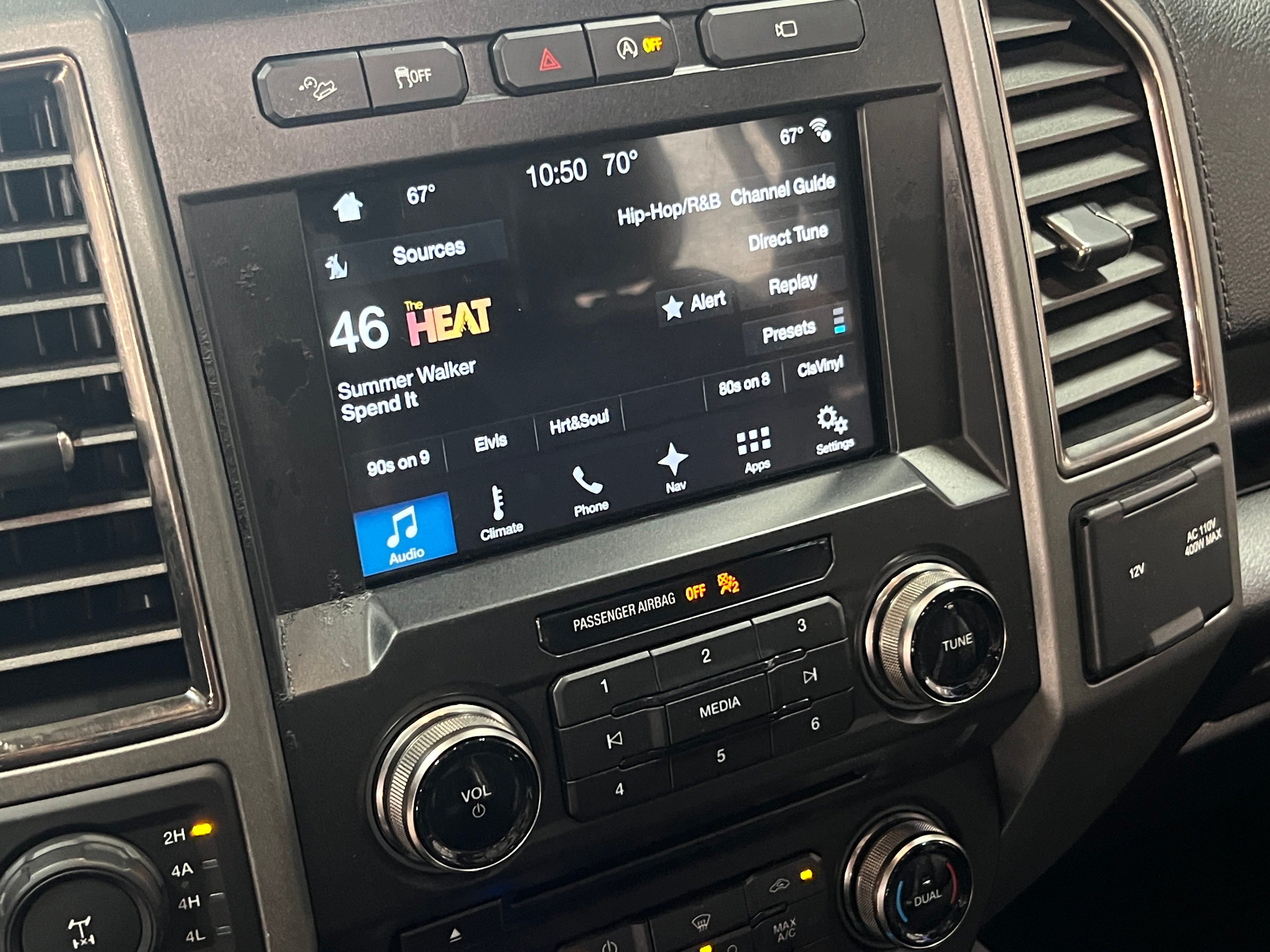 2017 Ford Econoline E-150 4