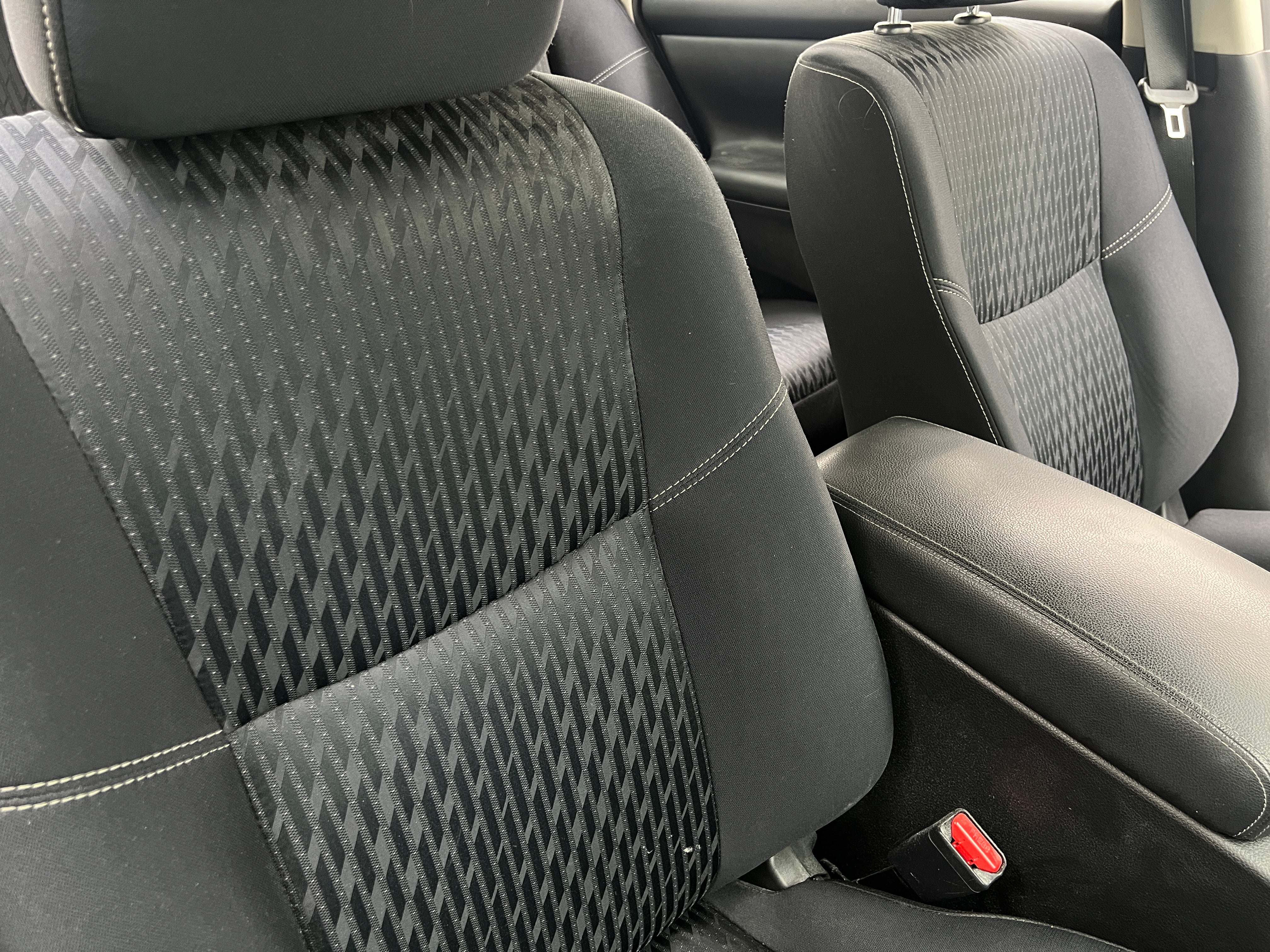 2018 Nissan Altima SV 2