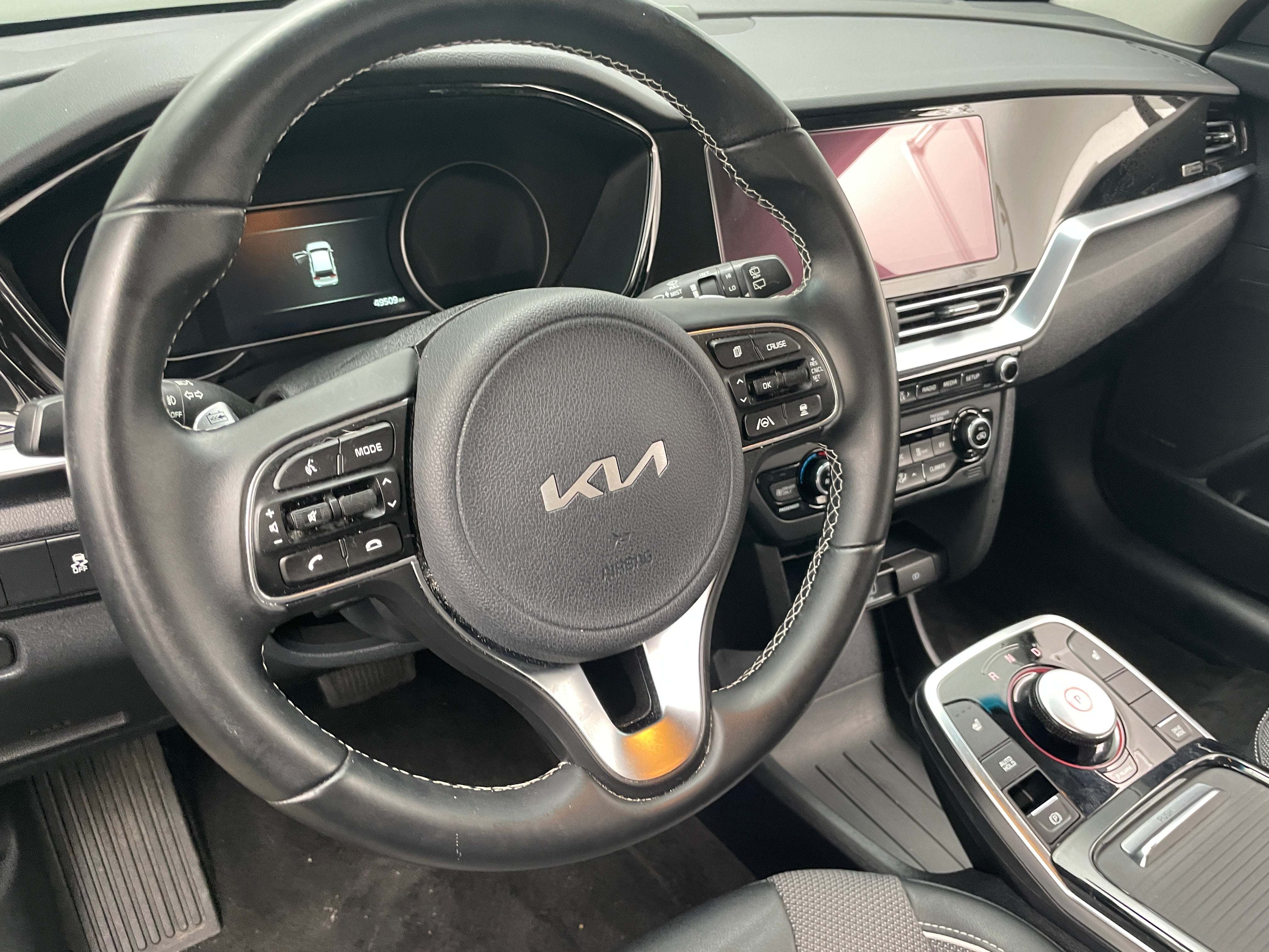 2022 Kia Niro EX 4