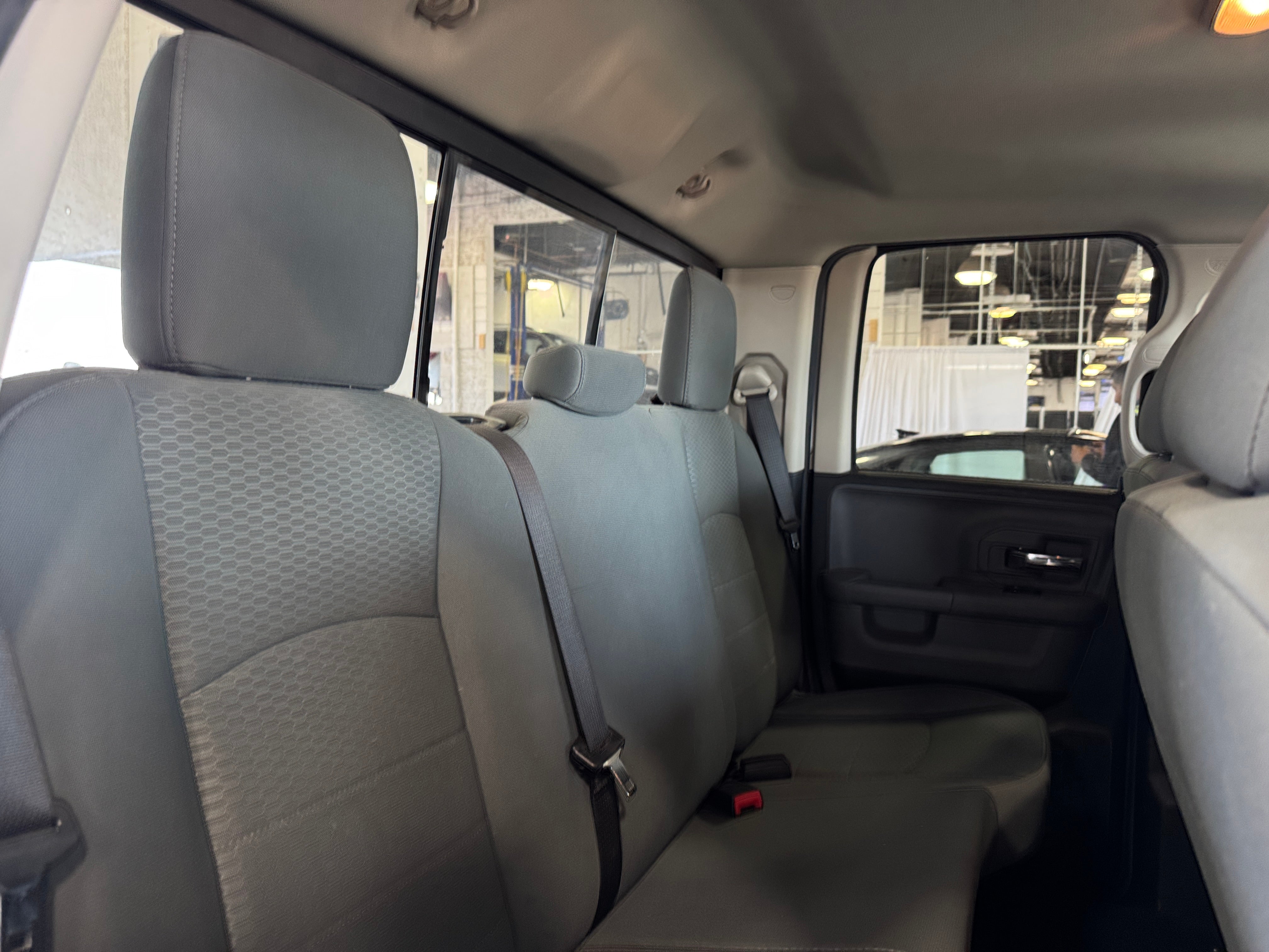2016 RAM 1500 SLT 6