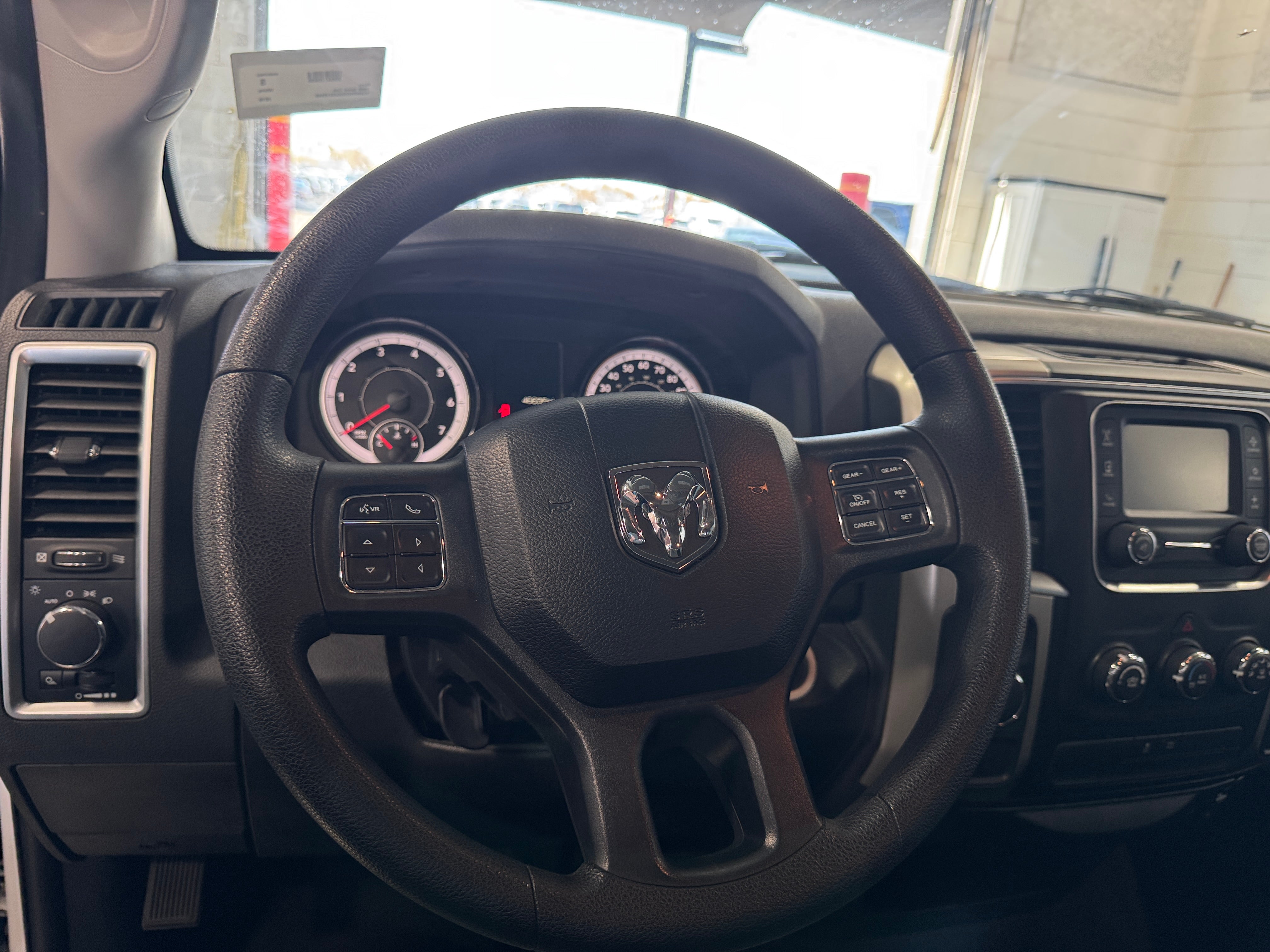 2016 RAM 1500 SLT 5