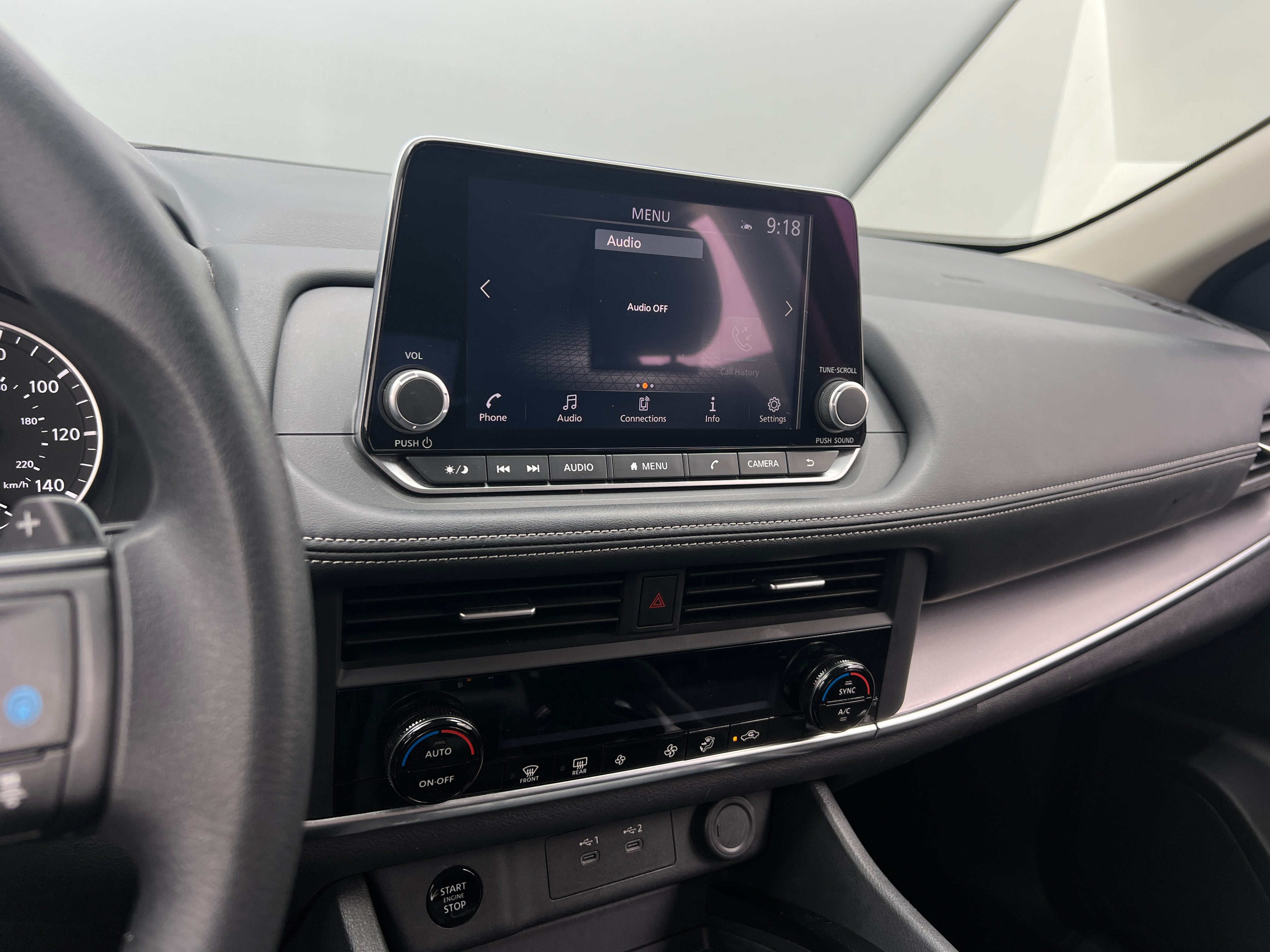 2024 Nissan Rogue SV 4