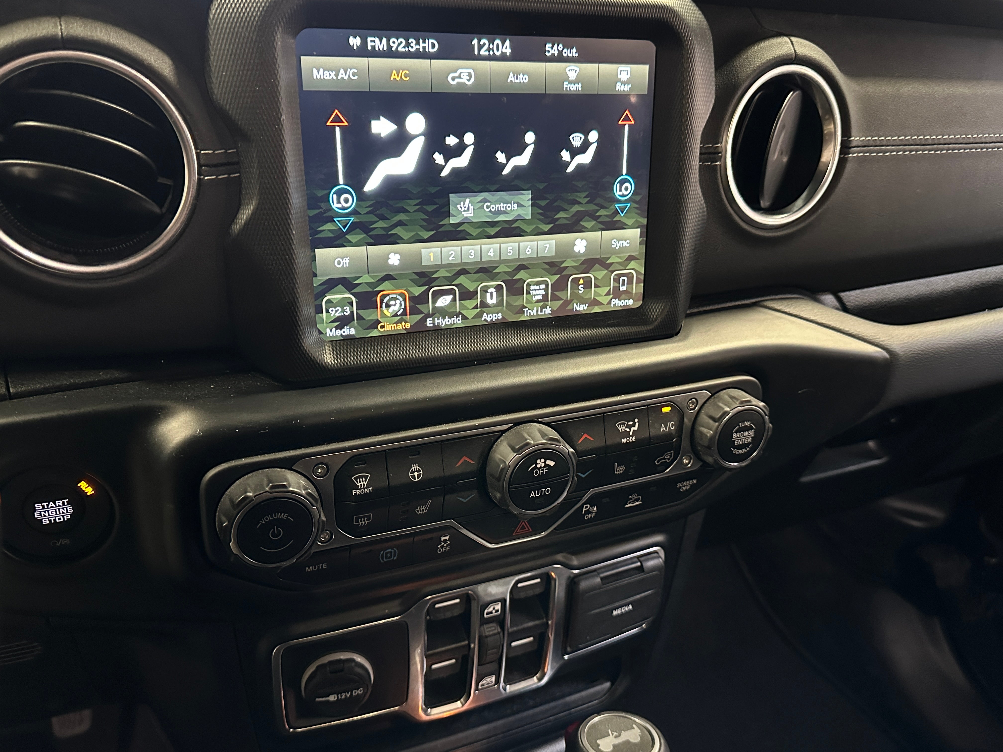 2022 Jeep Wrangler Unlimited Sahara 4xe 3