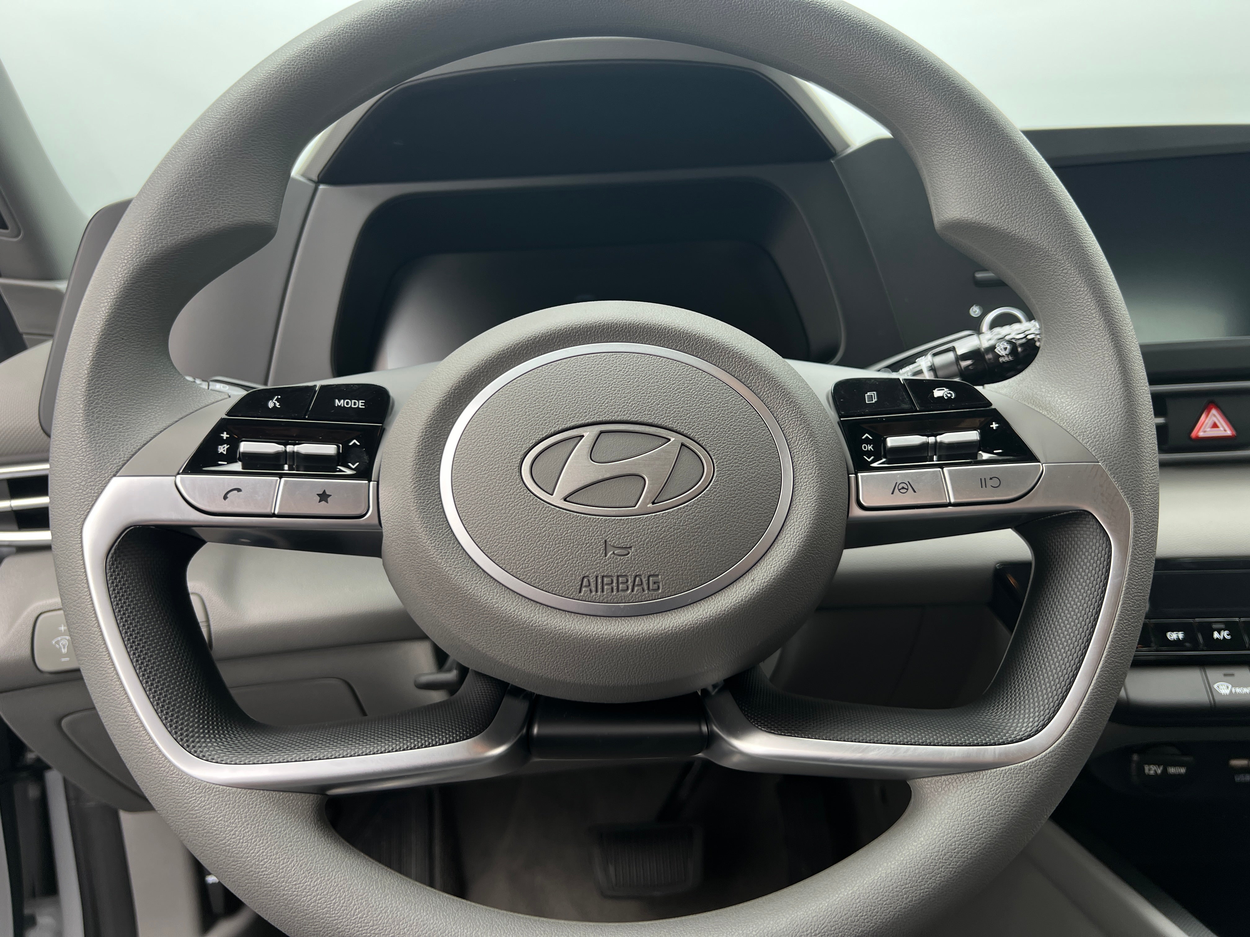 2025 Hyundai Elantra Blue 5
