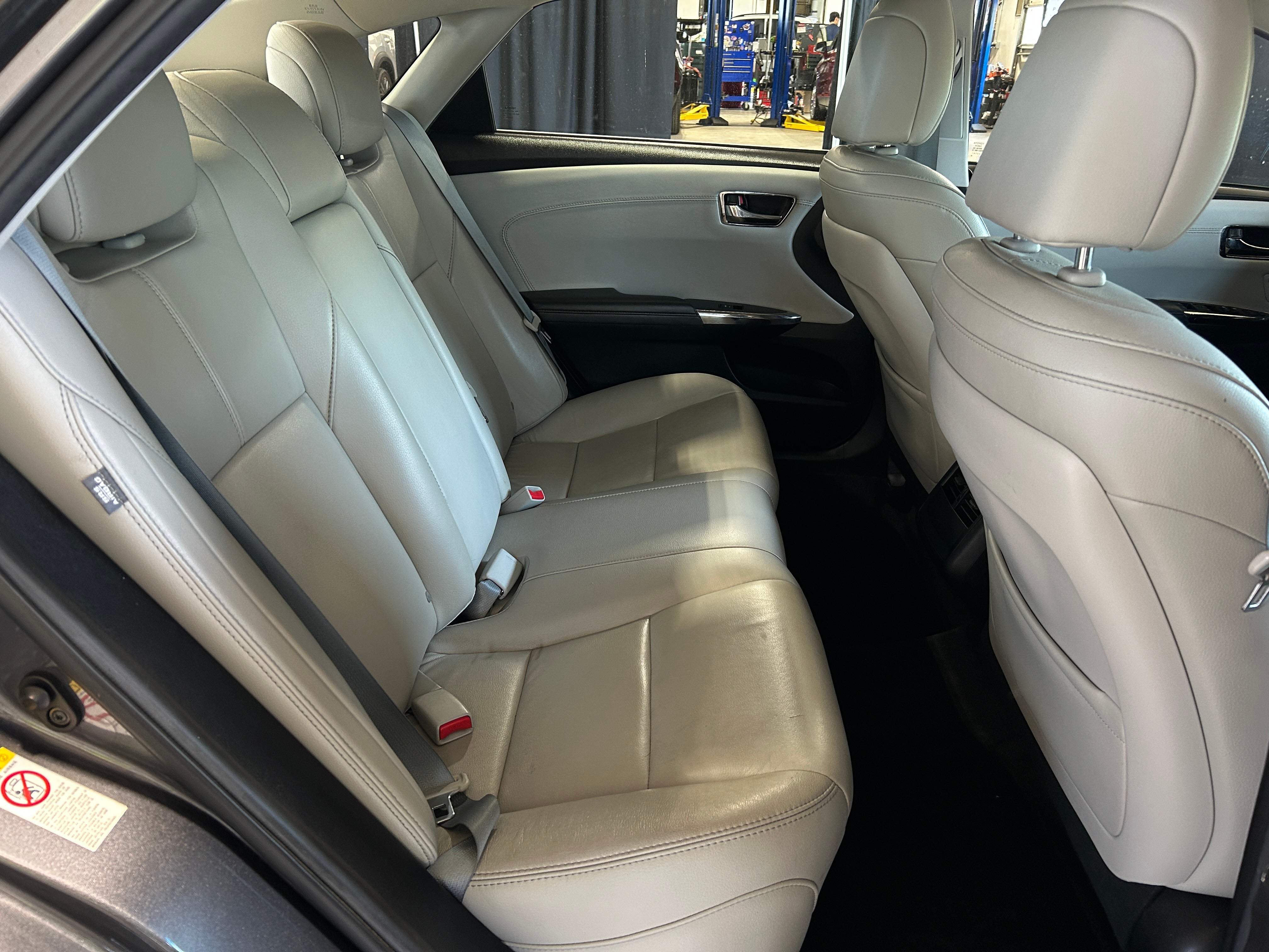 2016 Toyota Avalon XLE 5