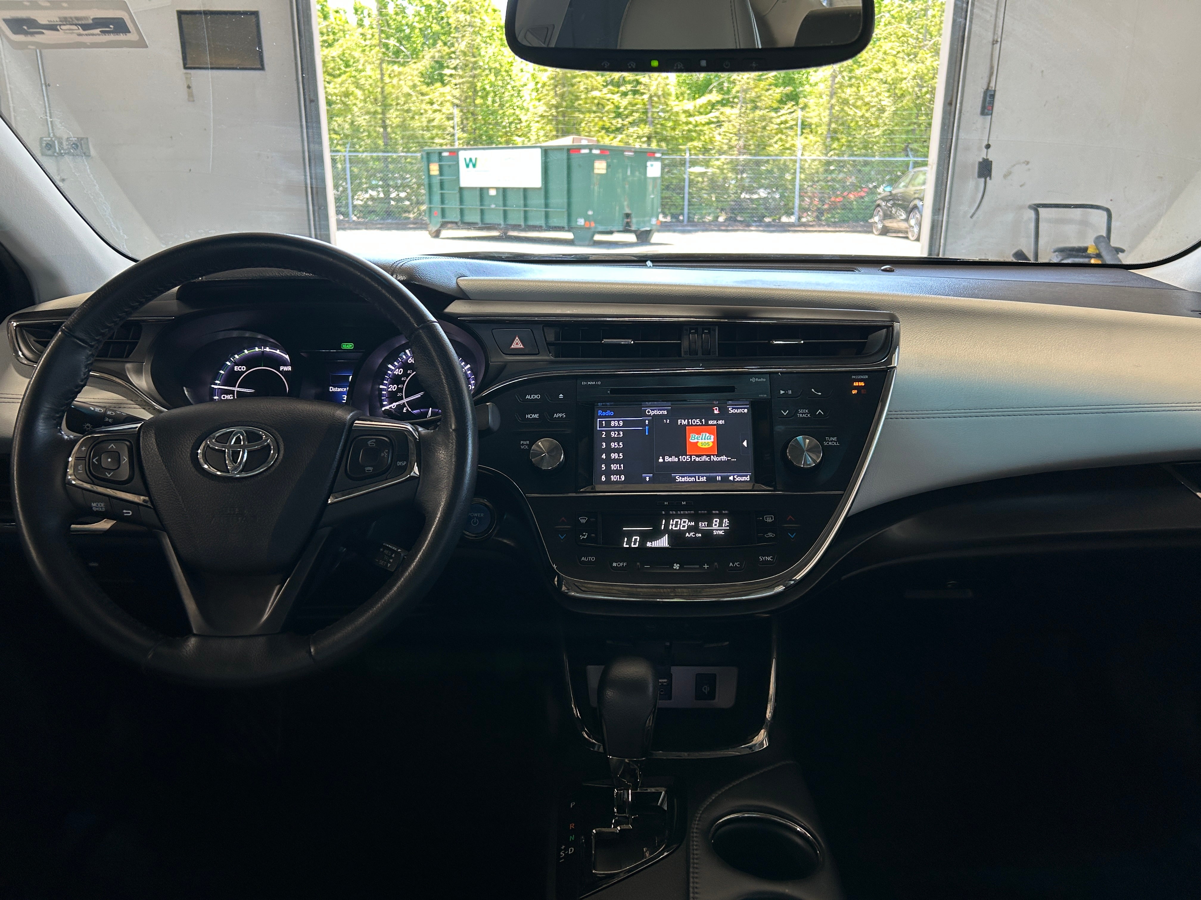 2016 Toyota Avalon XLE 2
