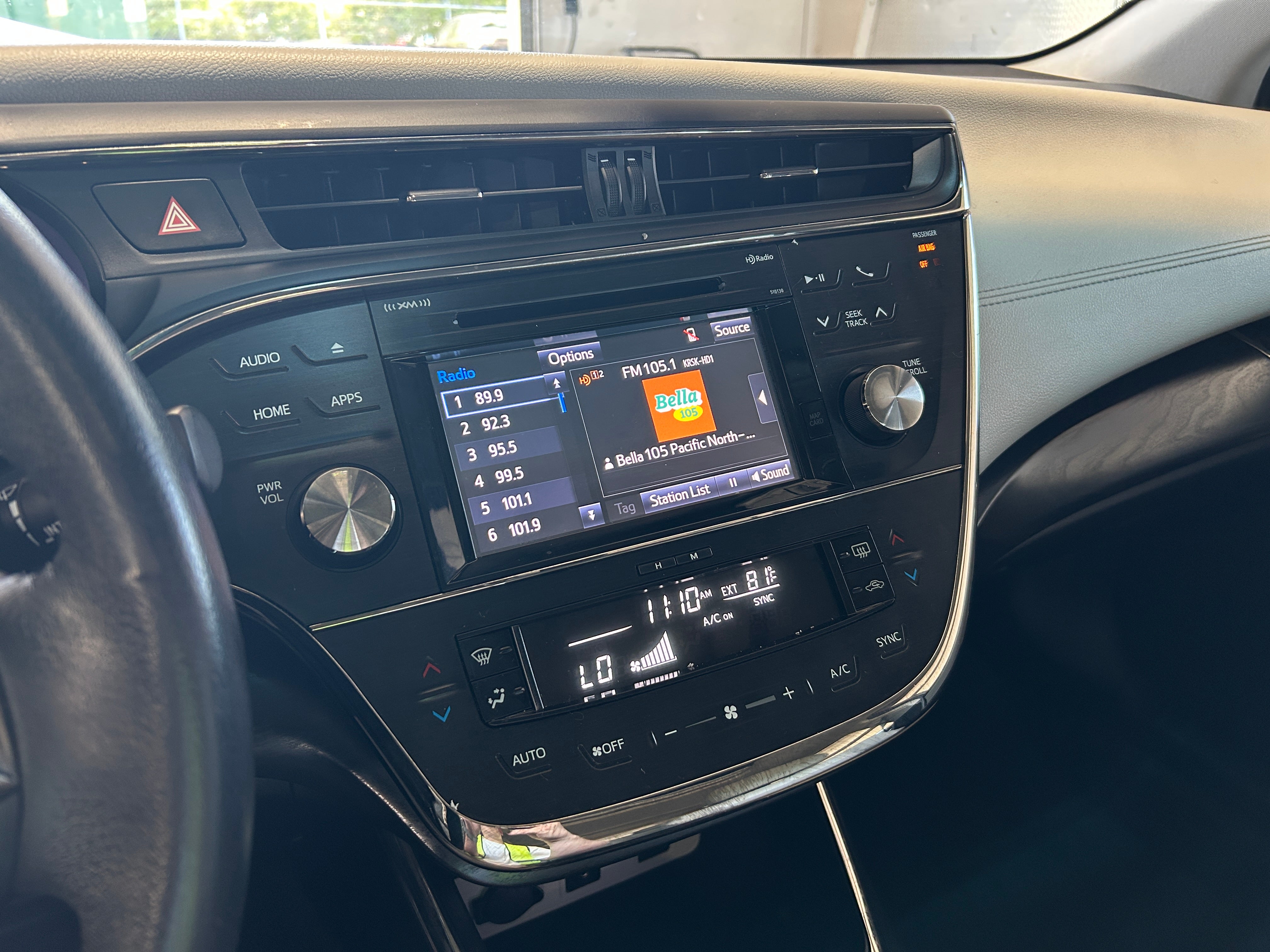 2016 Toyota Avalon XLE 3
