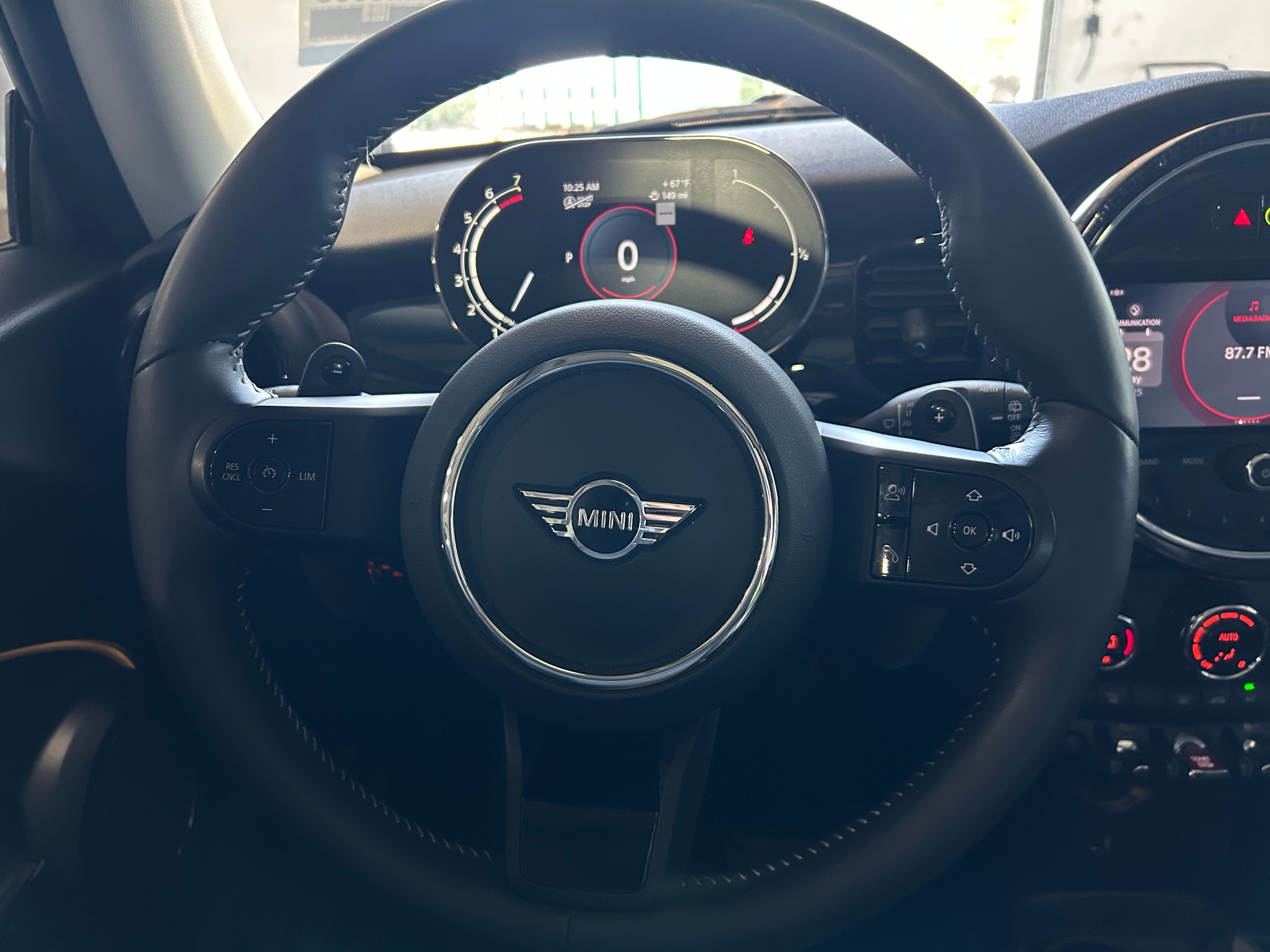 Thumbnail: 2024 MINI Cooper Hardtop - 4