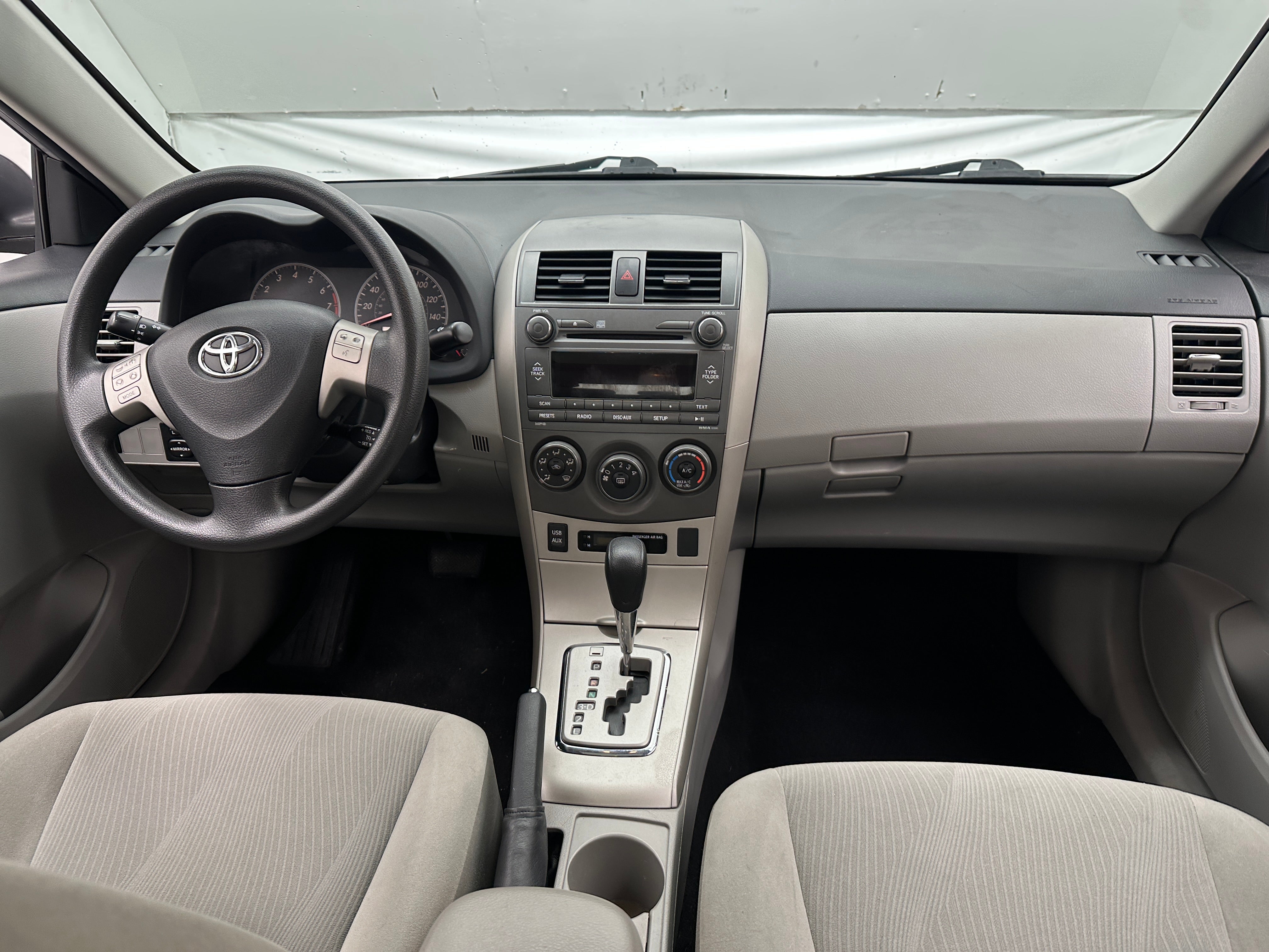 2011 Toyota Corolla LE 3