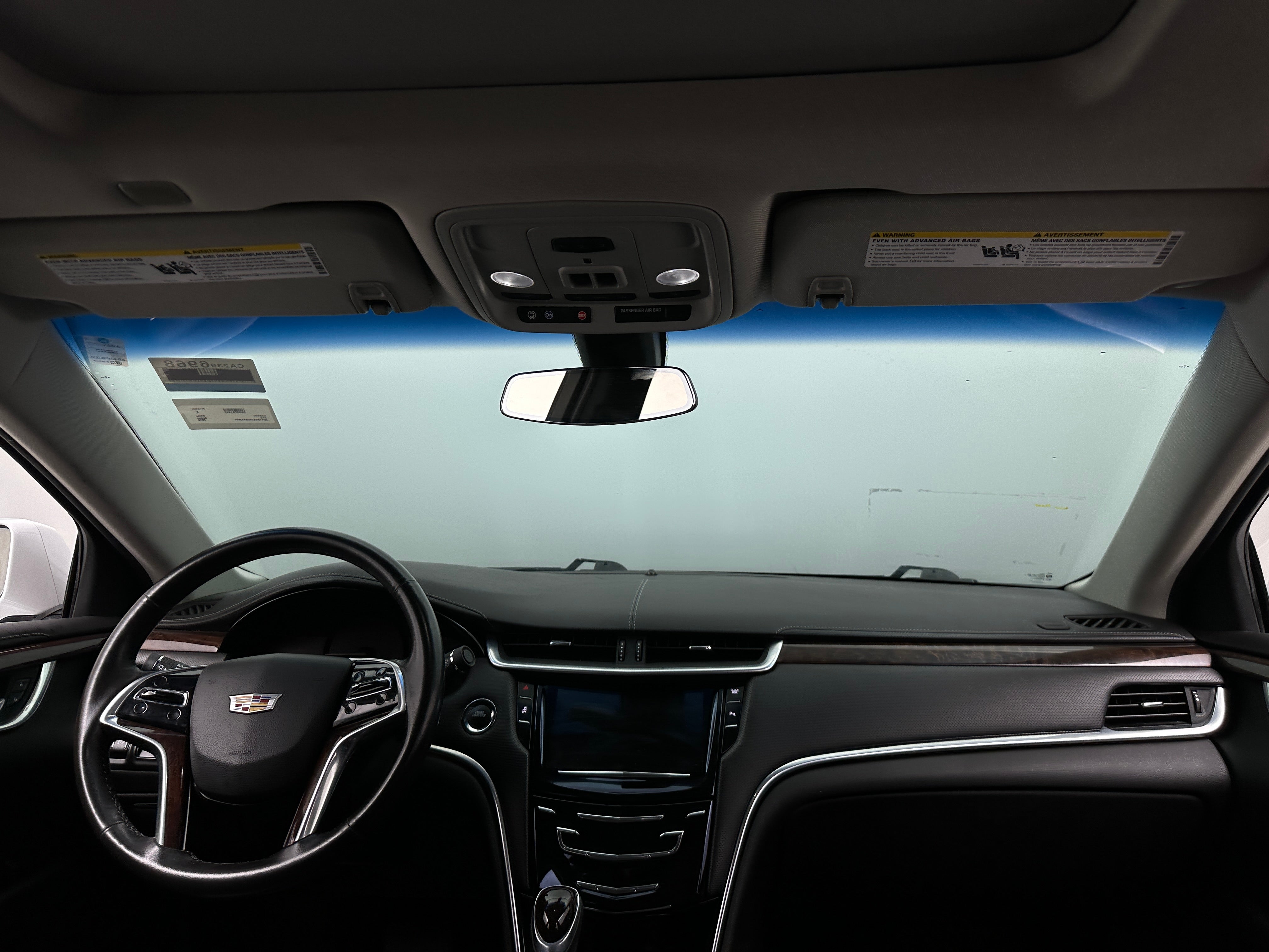 2016 Cadillac XTS Luxury 2