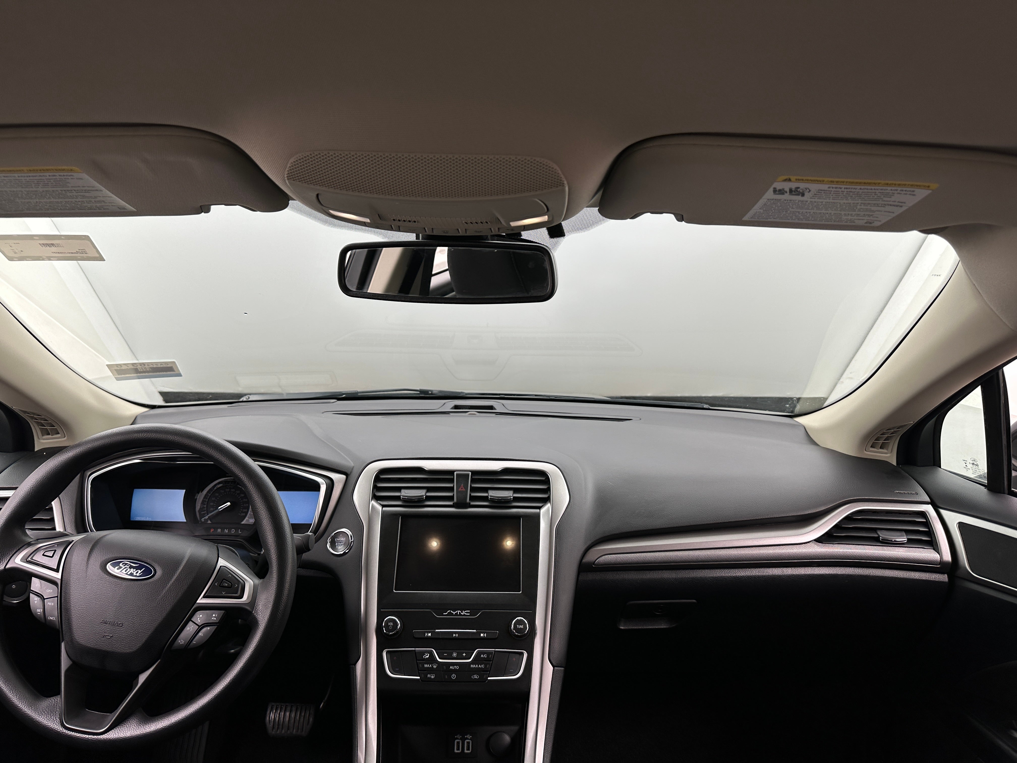 2020 Ford Fusion SE 3