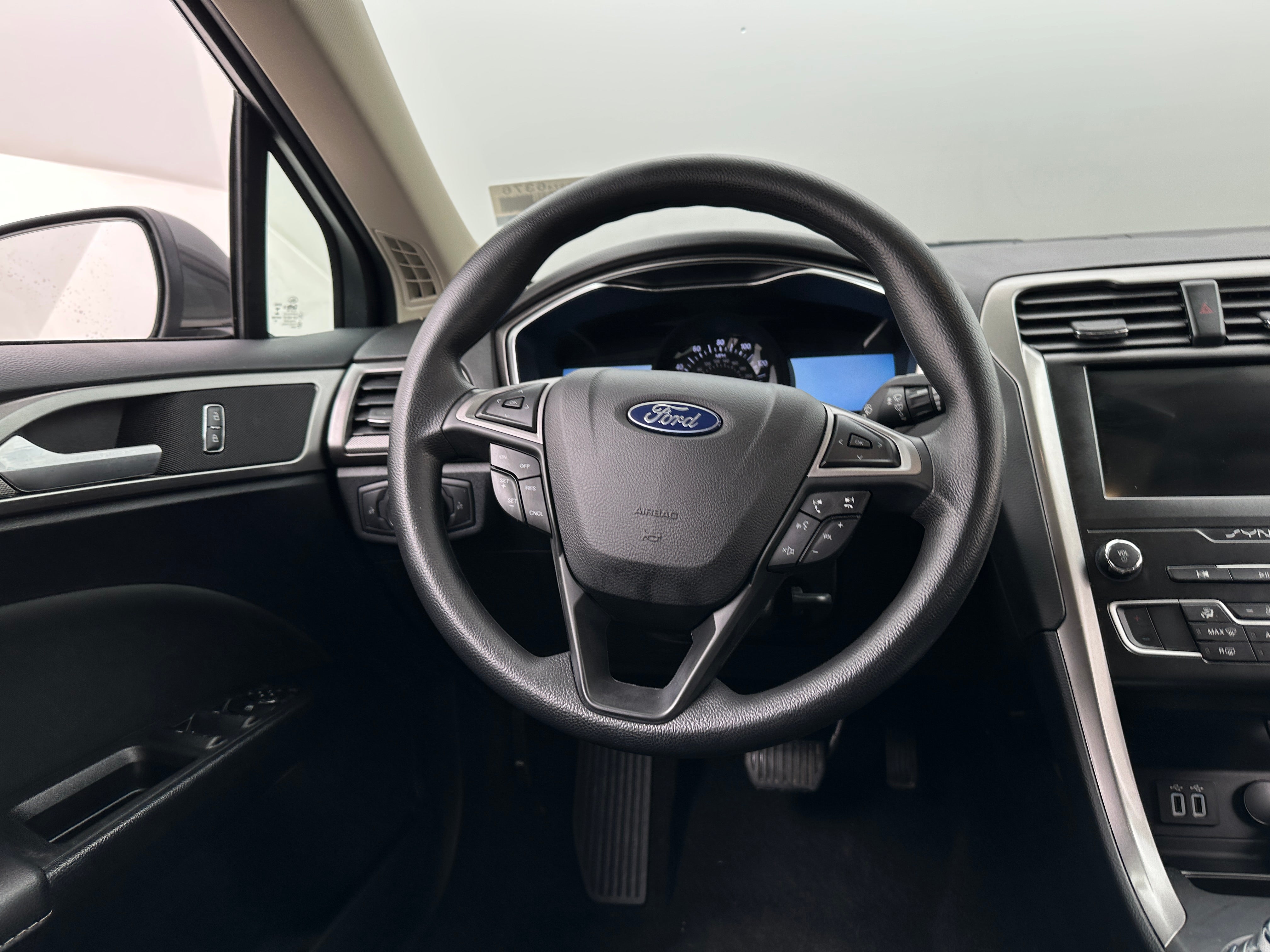 2020 Ford Fusion SE 5