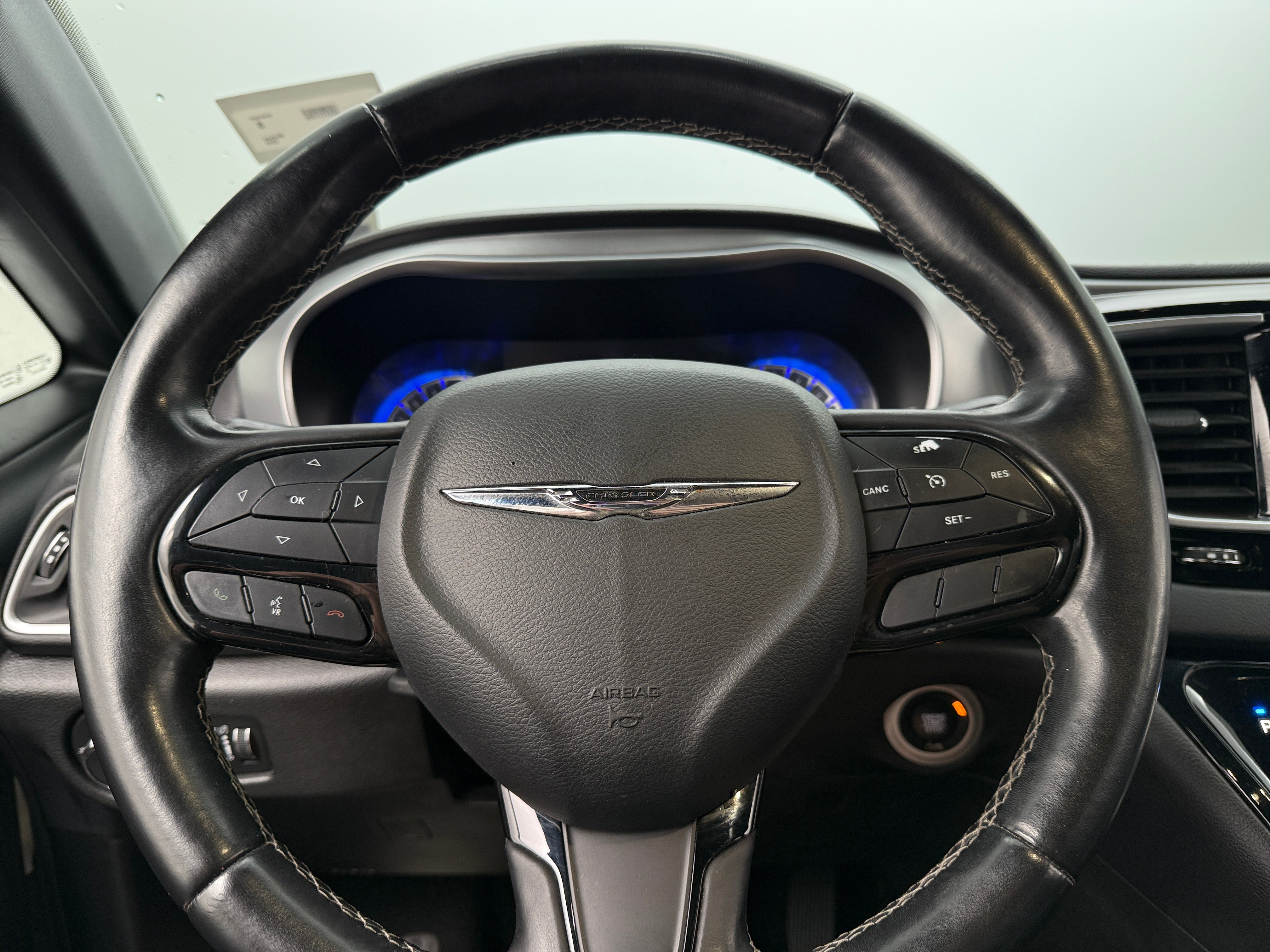 2018 Chrysler Pacifica  4