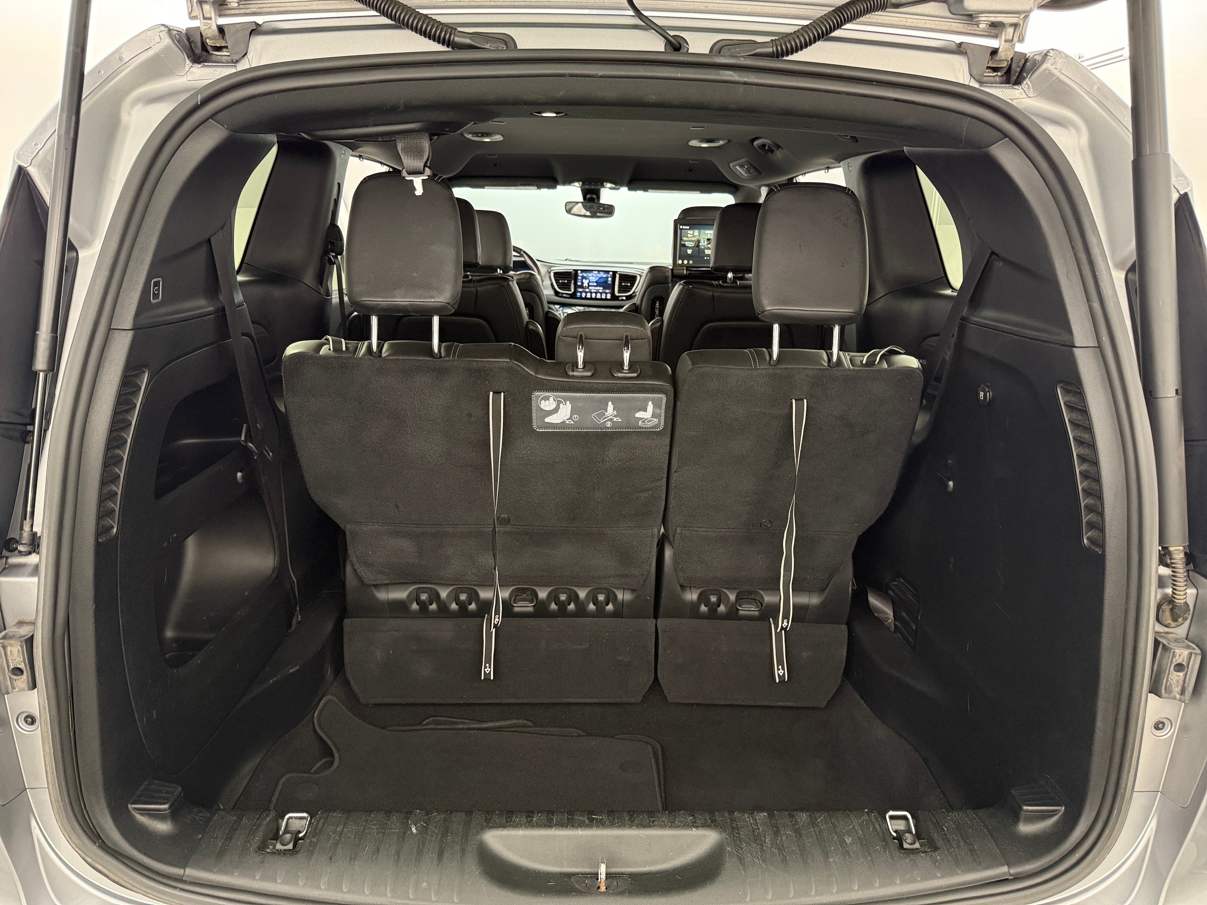 2018 Chrysler Pacifica  6