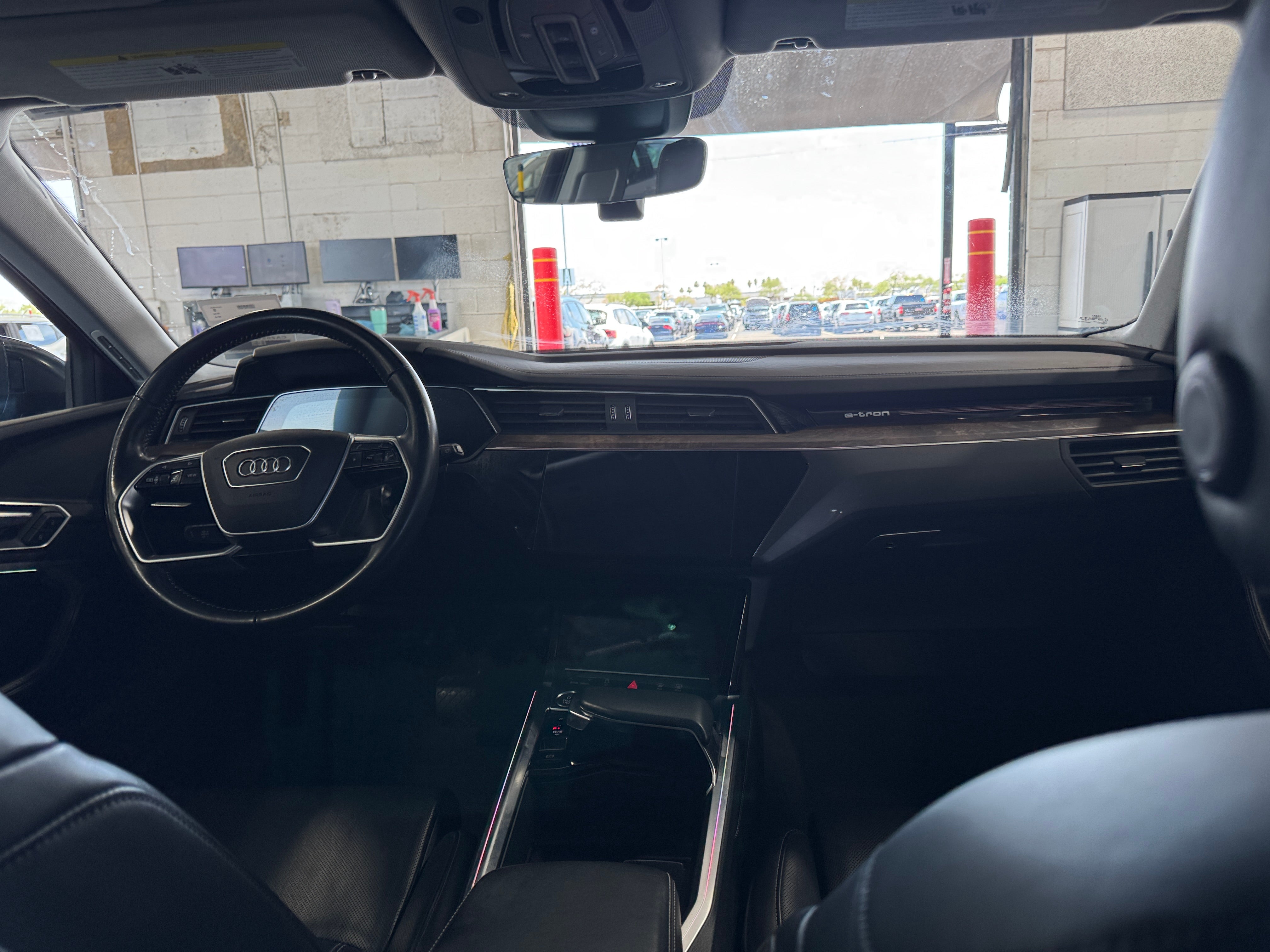 2019 Audi e-tron Prestige 2