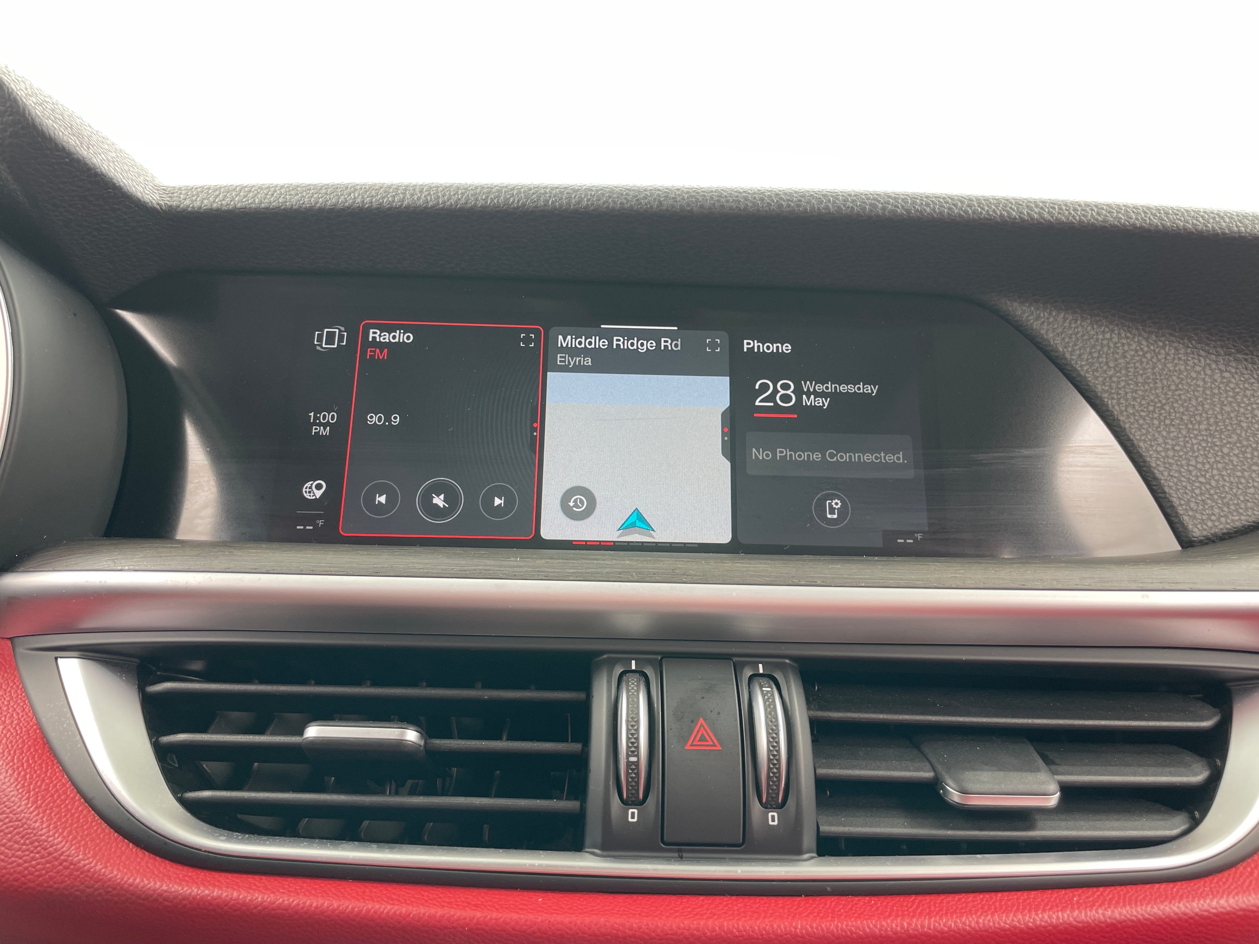 2021 Alfa Romeo Stelvio Ti 3