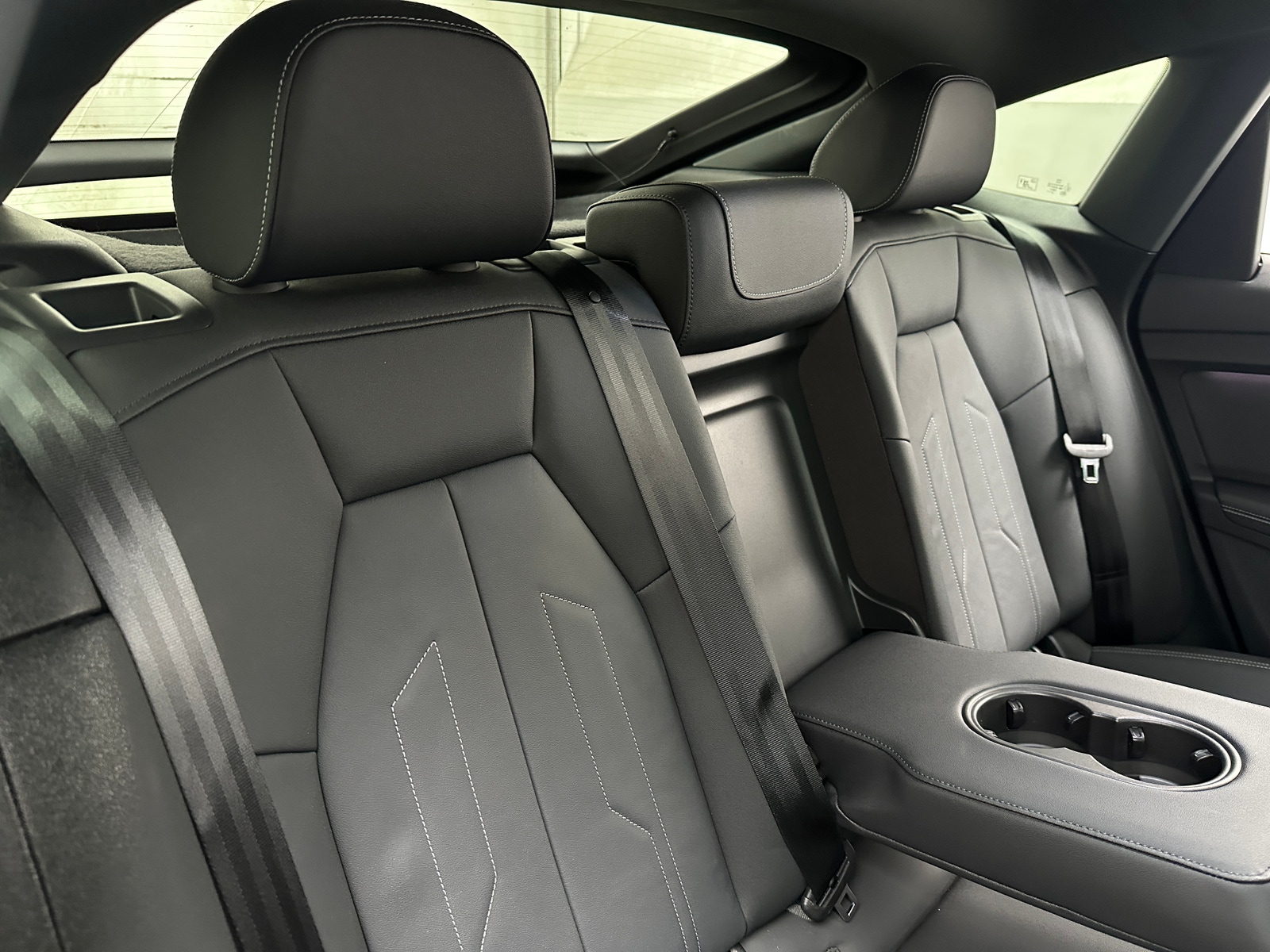 Thumbnail: 2023 Audi Q4 e-tron - 5