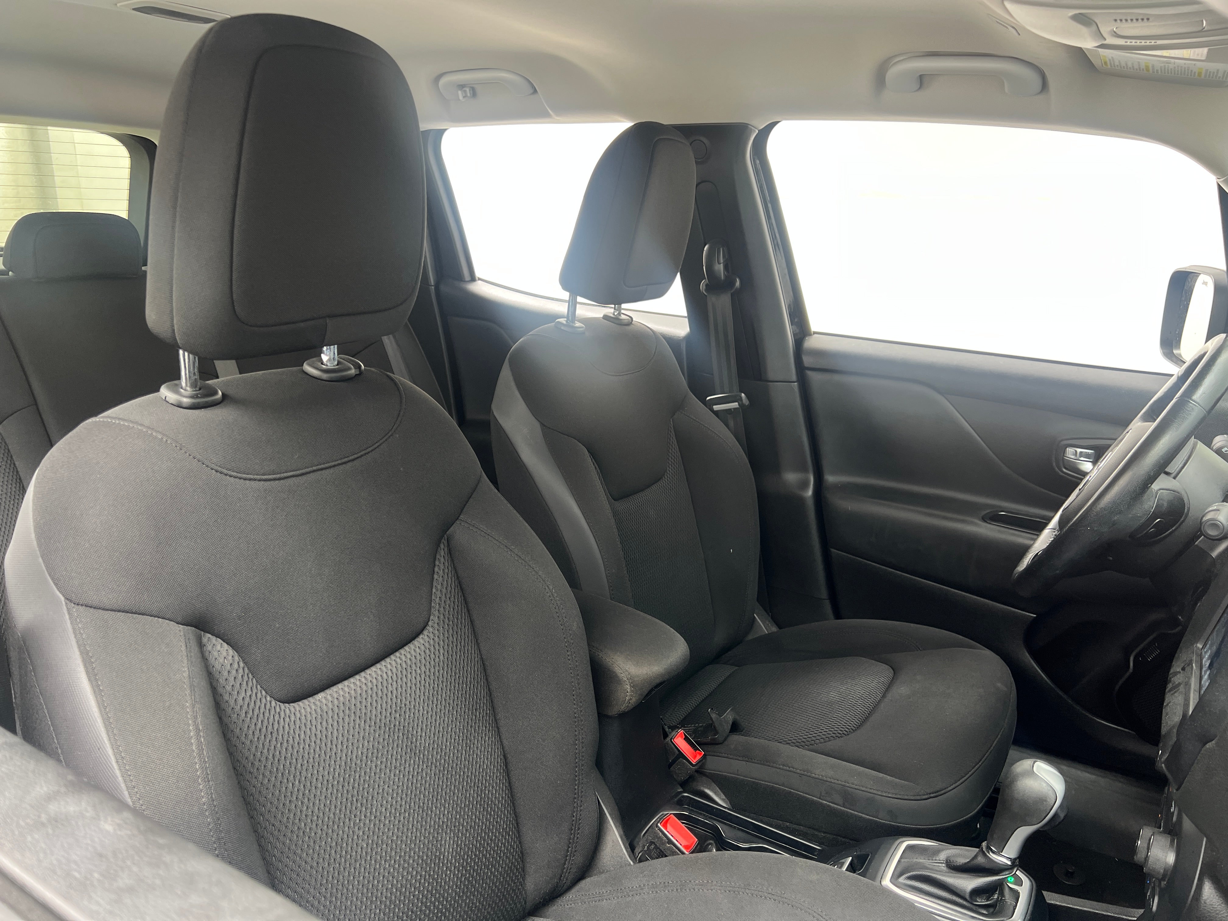 2019 Jeep Renegade Altitude 2