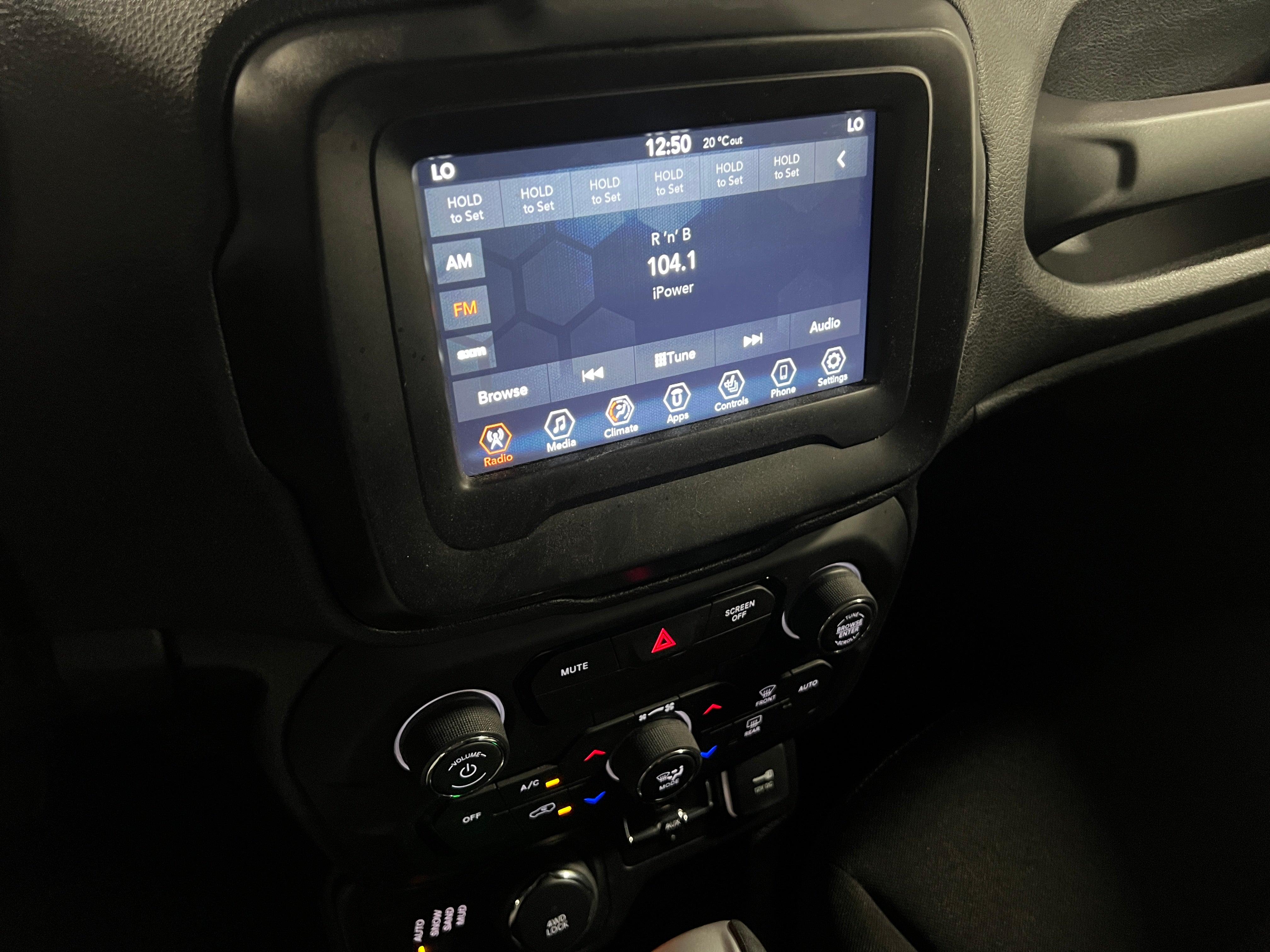 2019 Jeep Renegade Altitude 4