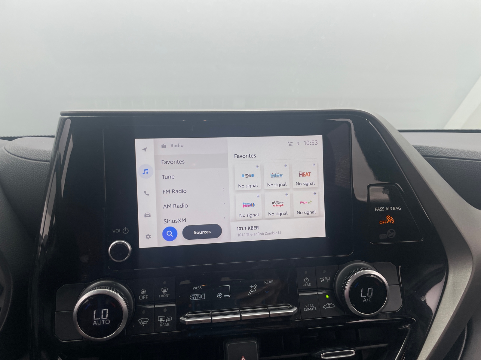 Thumbnail: 2023 Toyota Highlander - 4