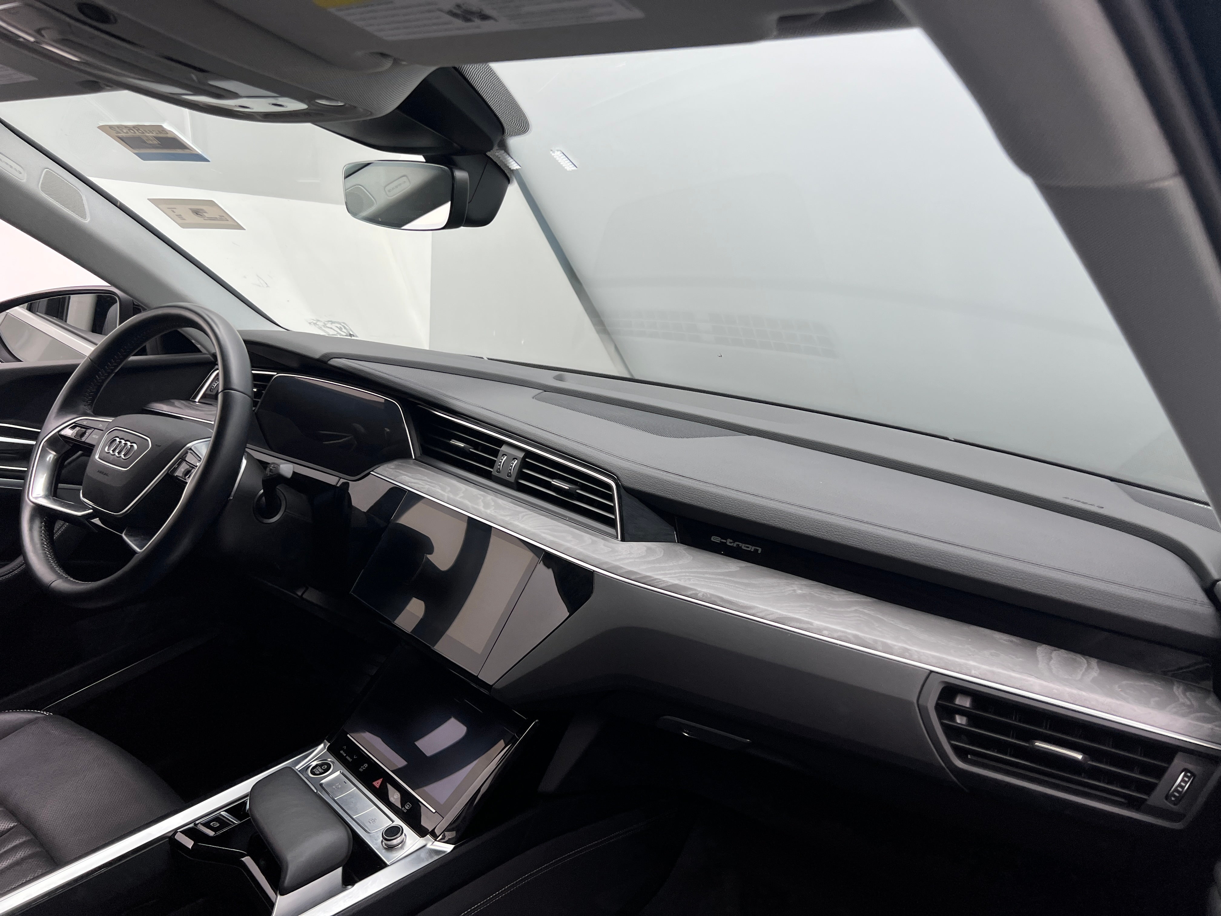 2021 Audi e-tron S Premium Plus 2