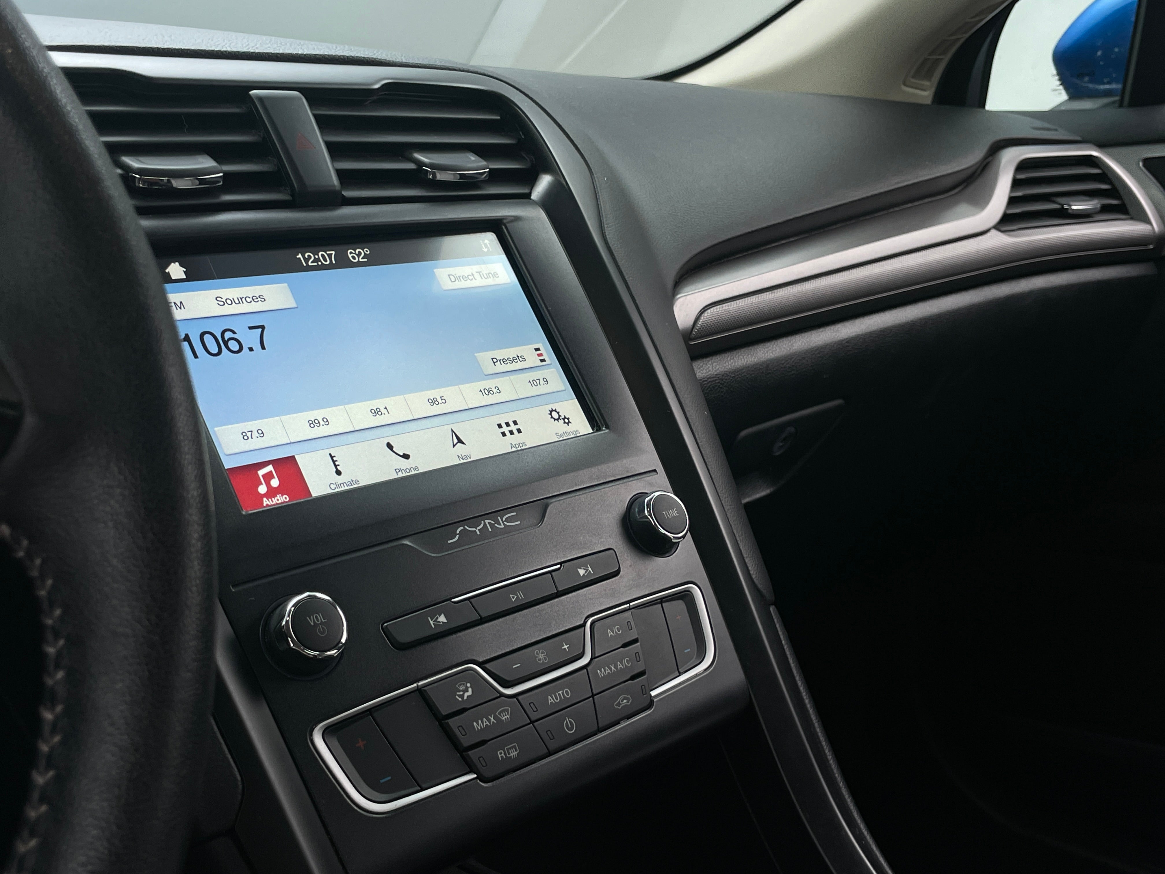2019 Ford Fusion SE 4