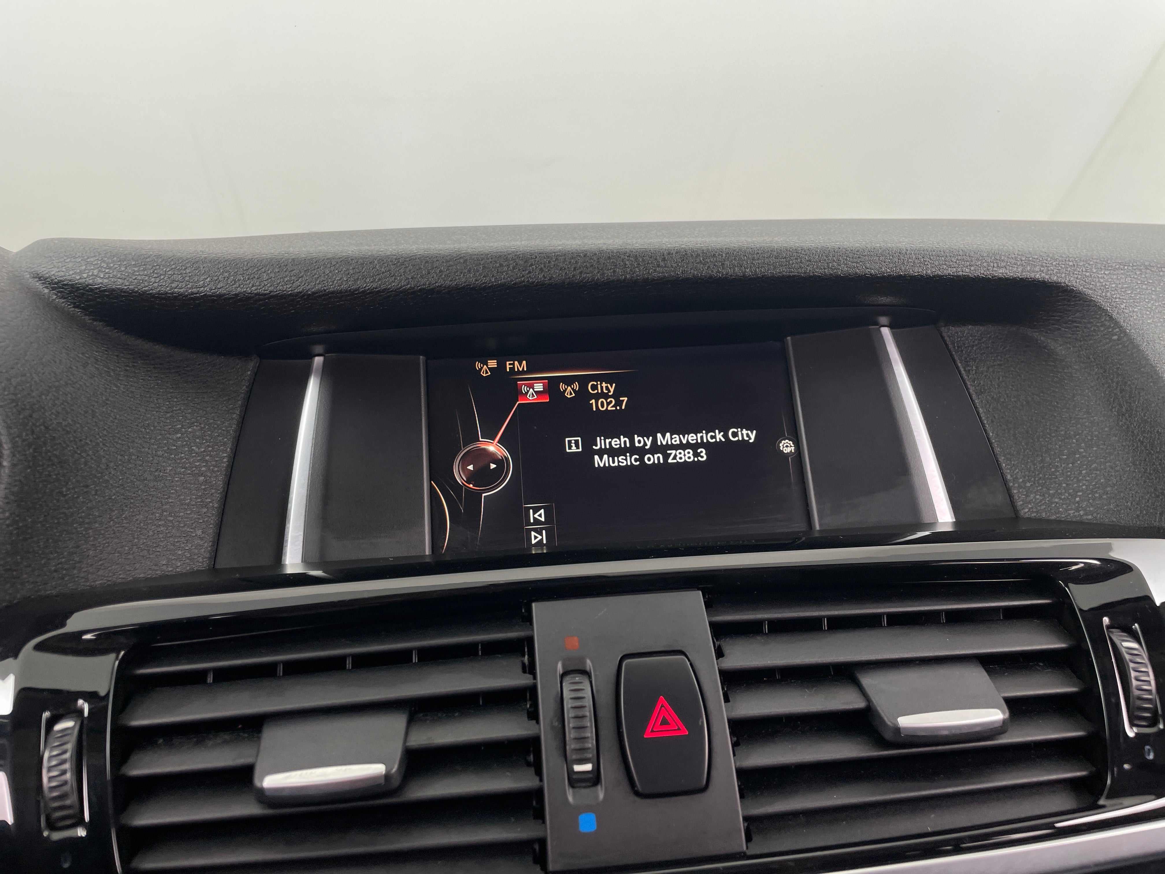 2017 BMW X3 sDrive28i 3