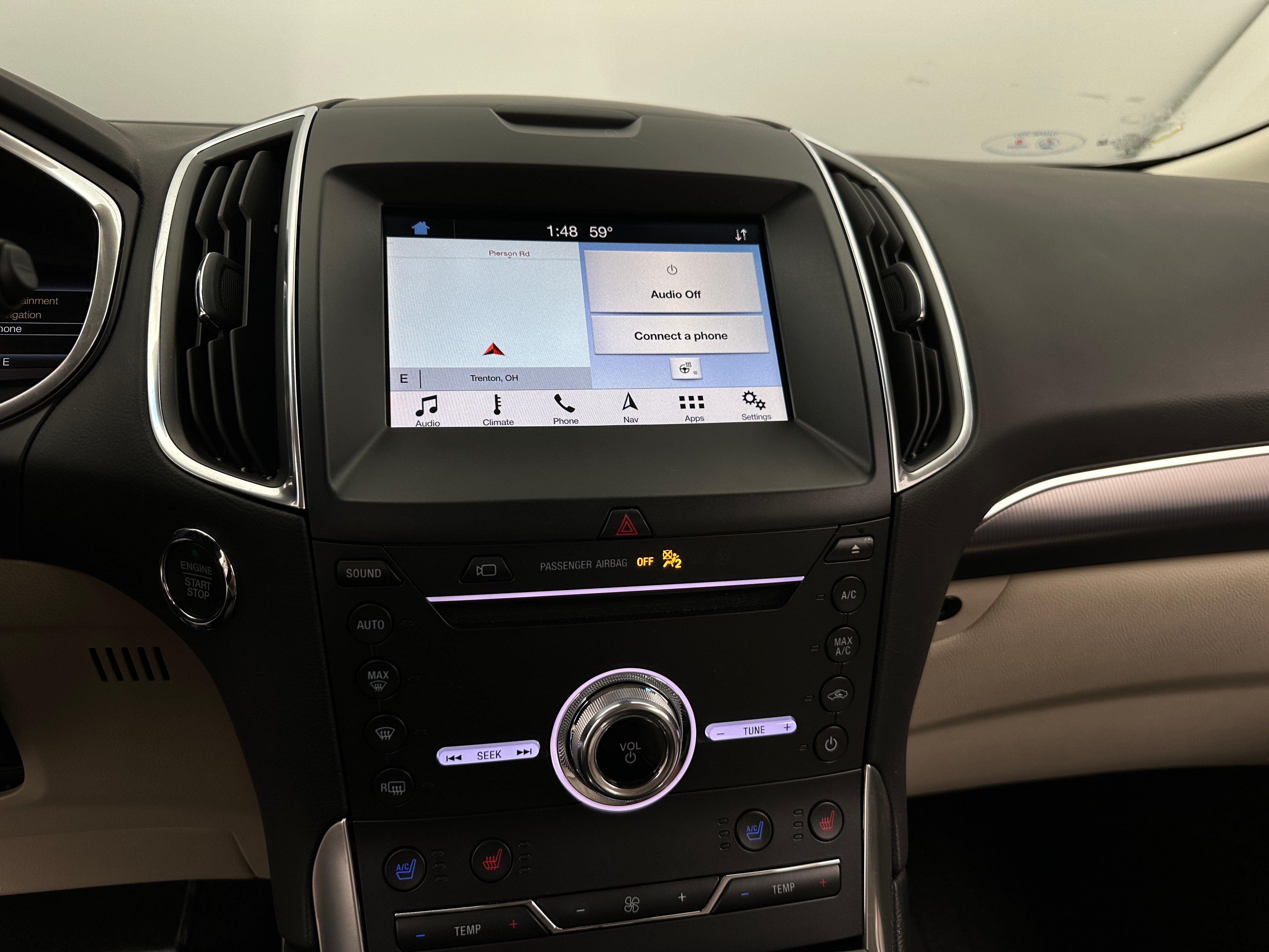 2019 Ford Edge Titanium 3