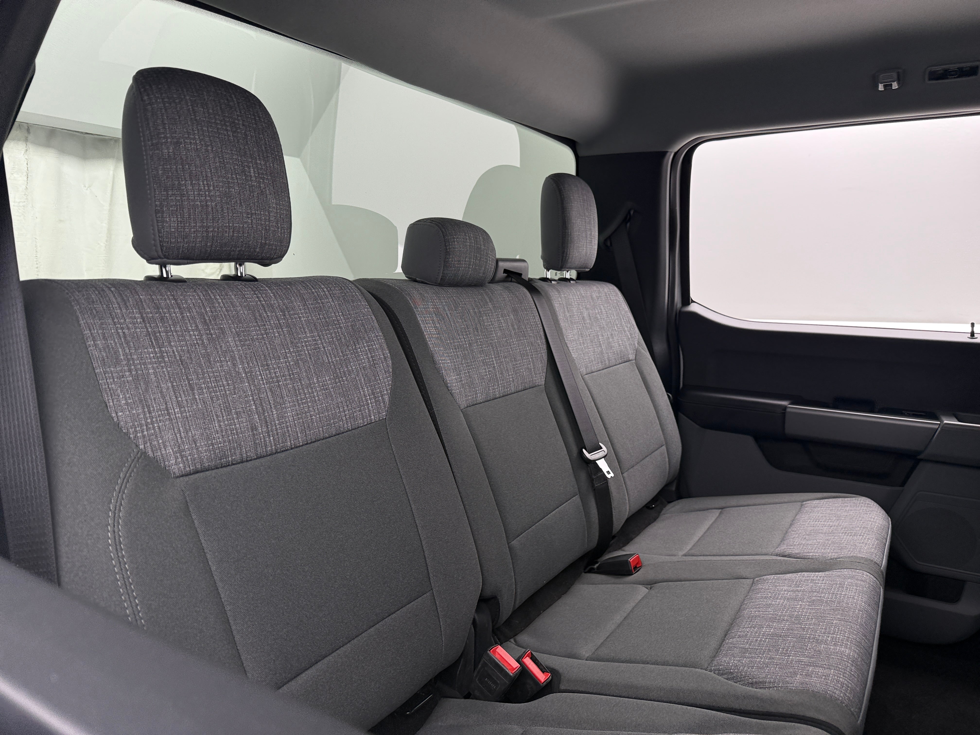 2024 Ford Econoline E-250 6